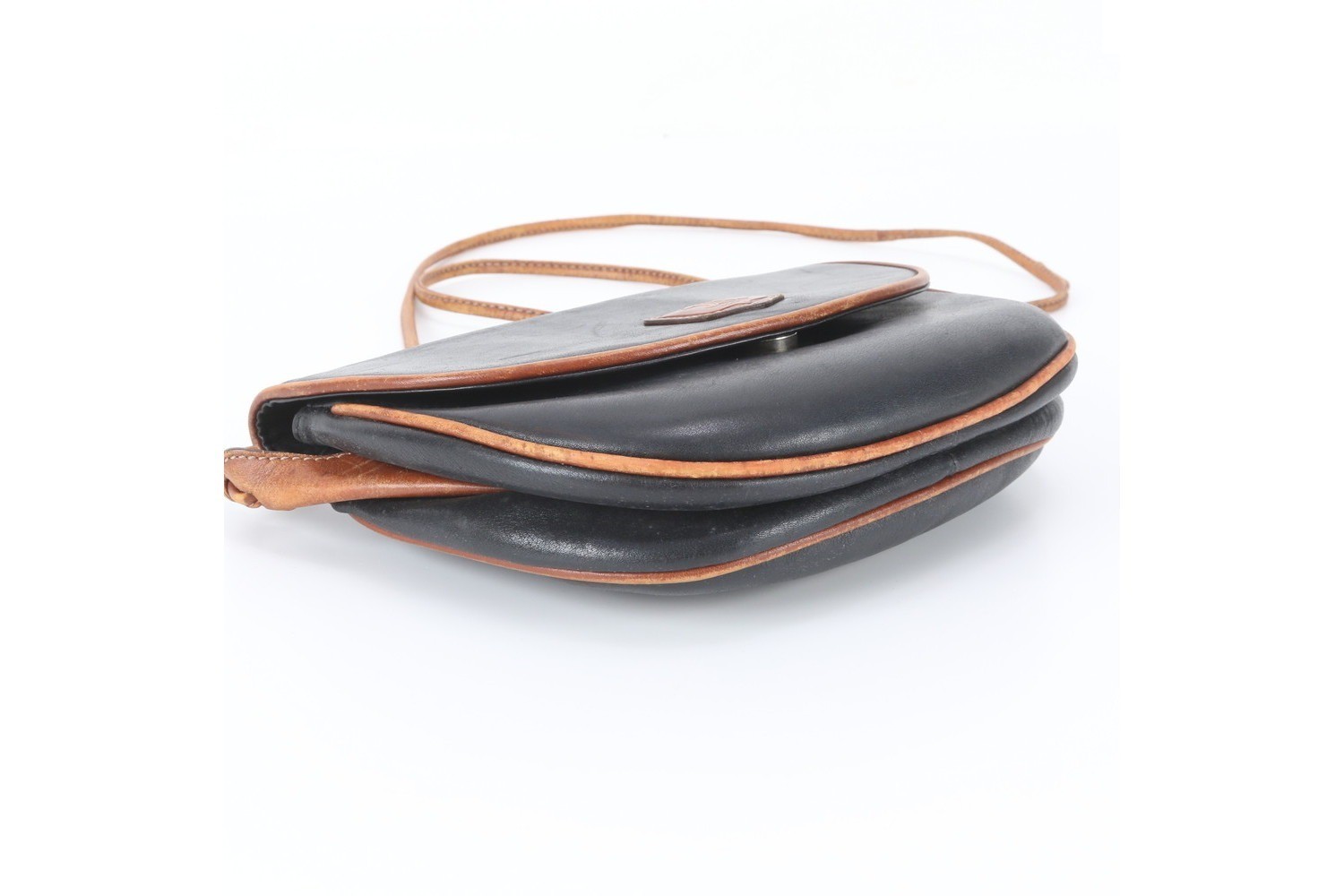 Triomphe Leather Shoulder Bag (Crossbody) — view 4