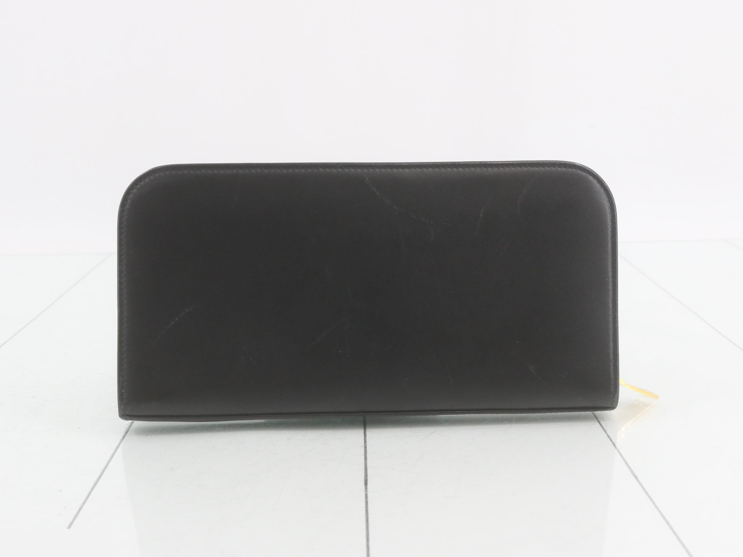 Other lines: Bags and Wallets — view 2