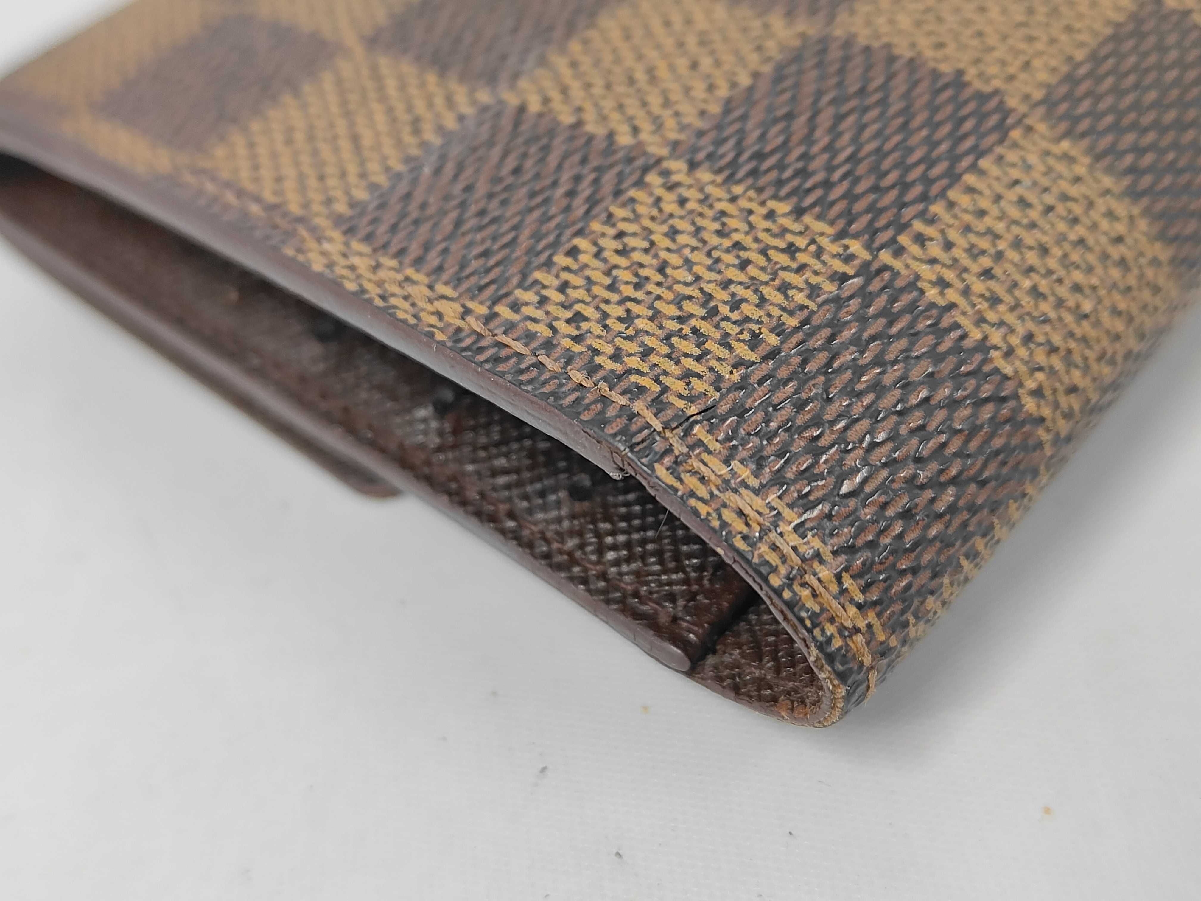 Damier Portefeuille International Wallet — view 3