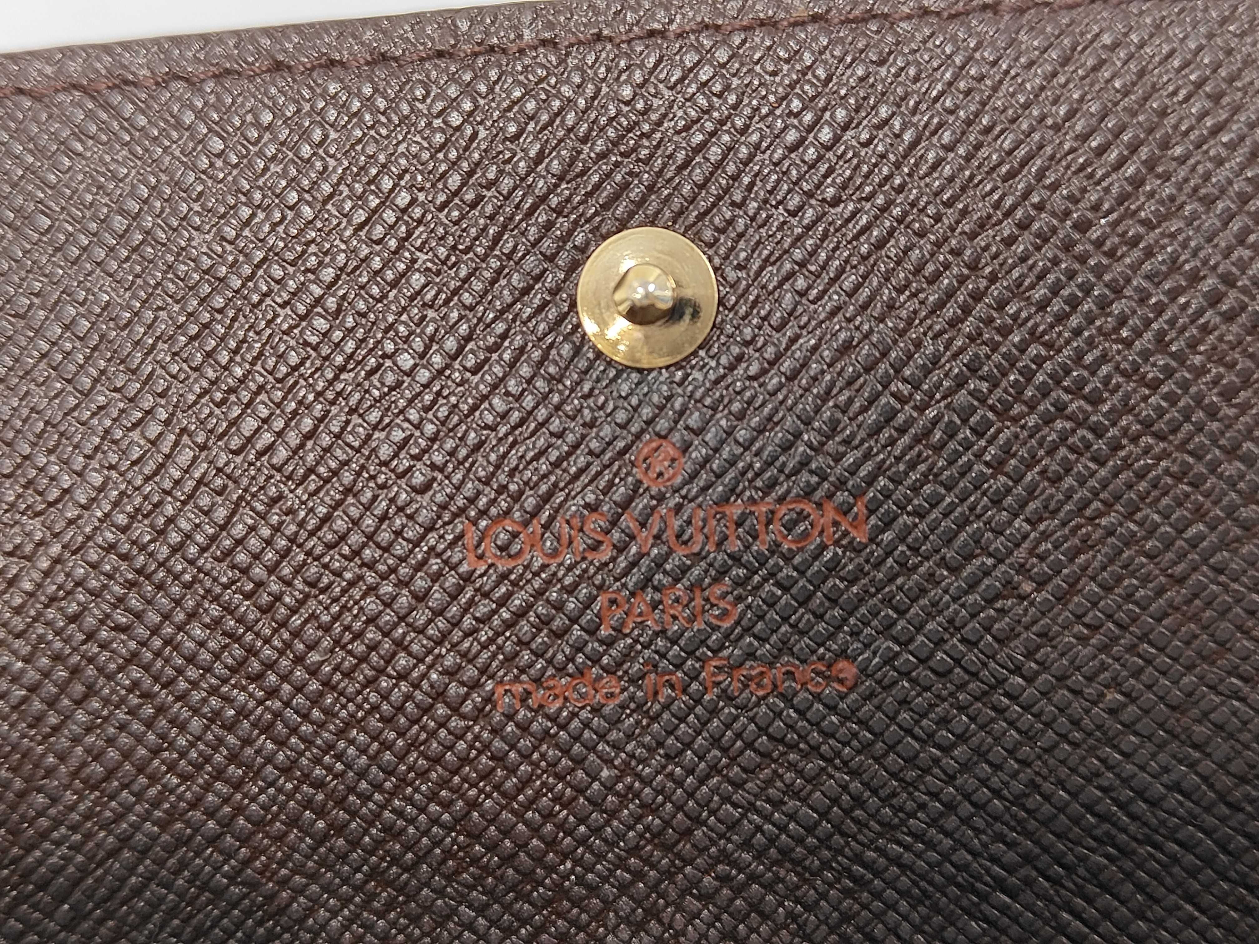 Damier Portefeuille International Wallet — view 9