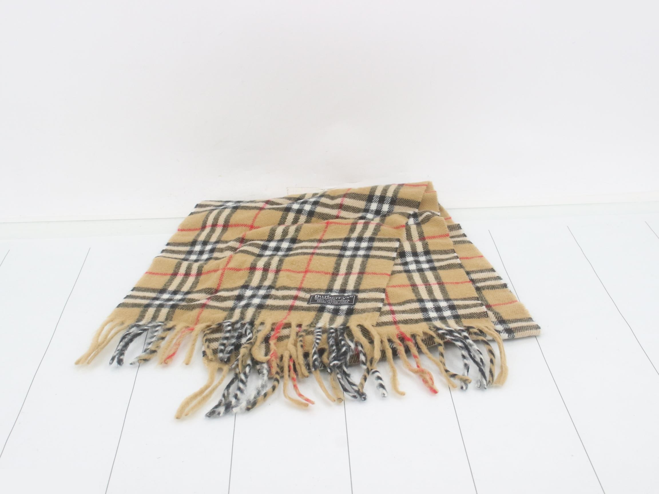 Other lines: Small items, accessories, and scarves — view 2