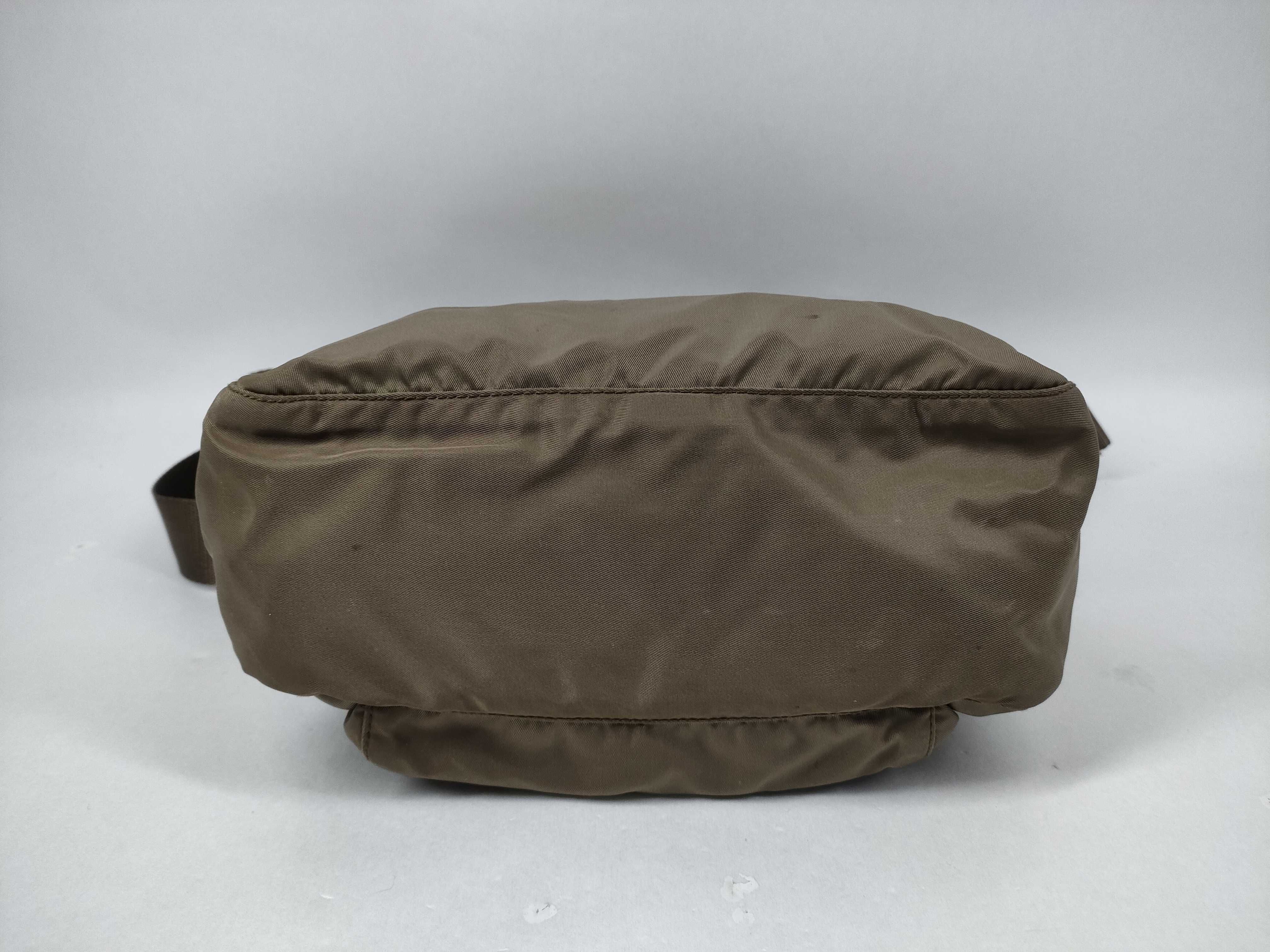 Nylon Triangle Plate Logo BT8994 Khaki Olive Shoulder Bag — view 3