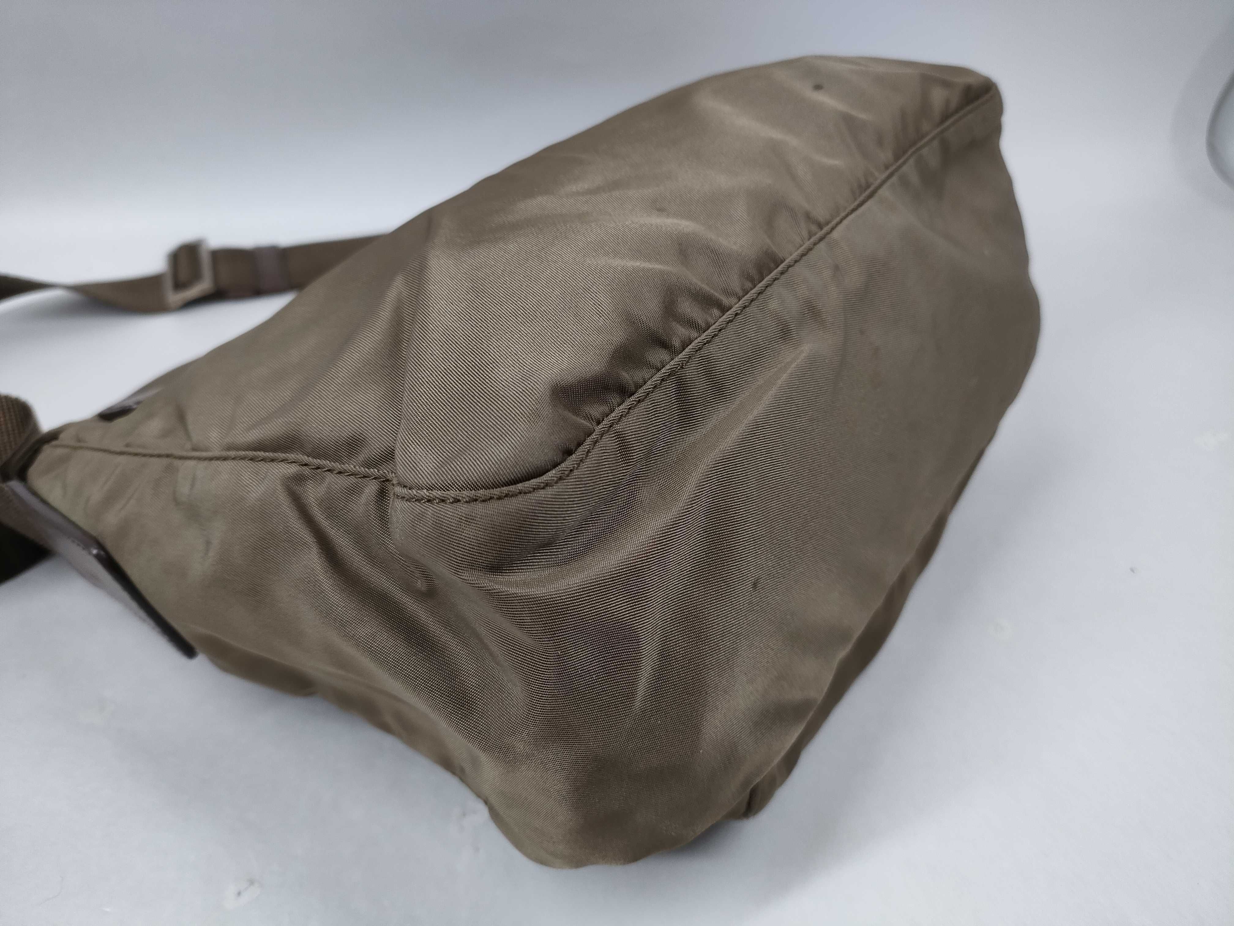 Nylon Triangle Plate Logo BT8994 Khaki Olive Shoulder Bag — view 4