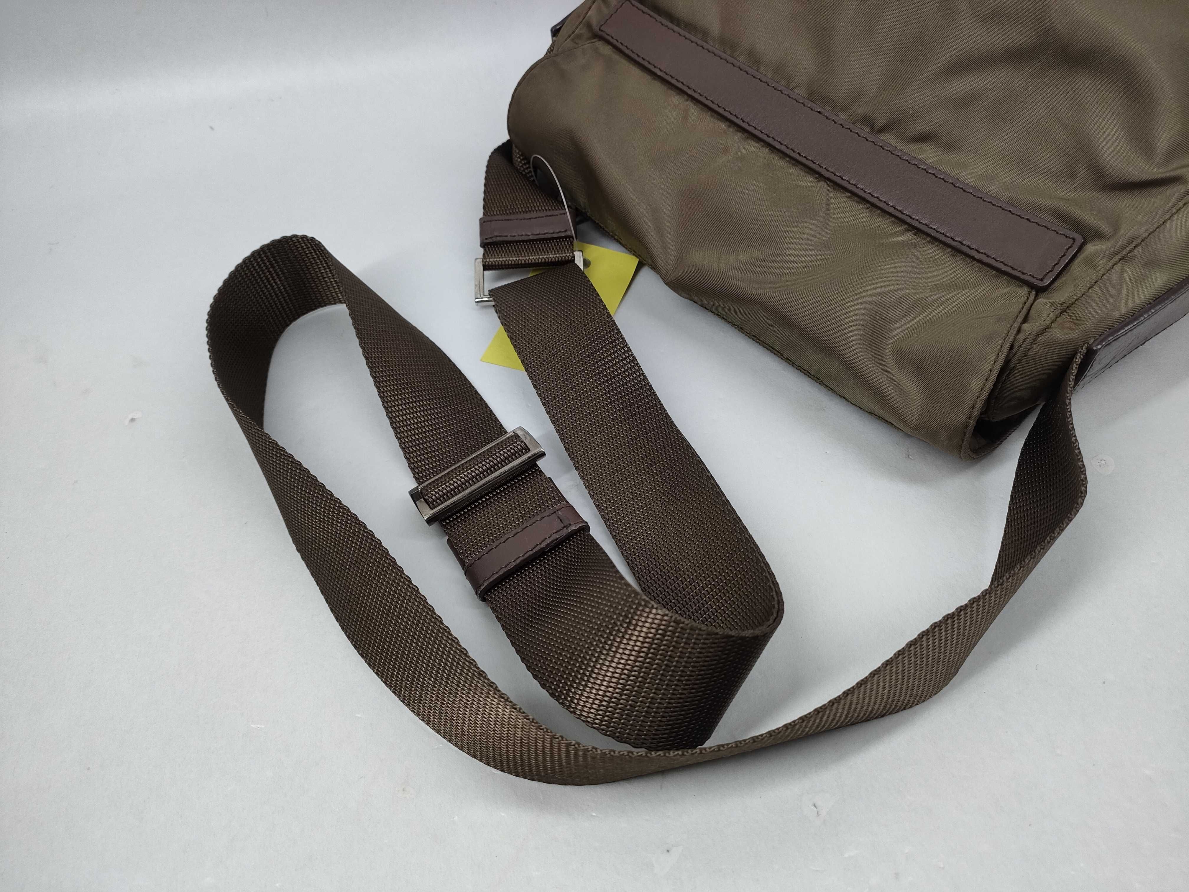 Nylon Triangle Plate Logo BT8994 Khaki Olive Shoulder Bag — view 6