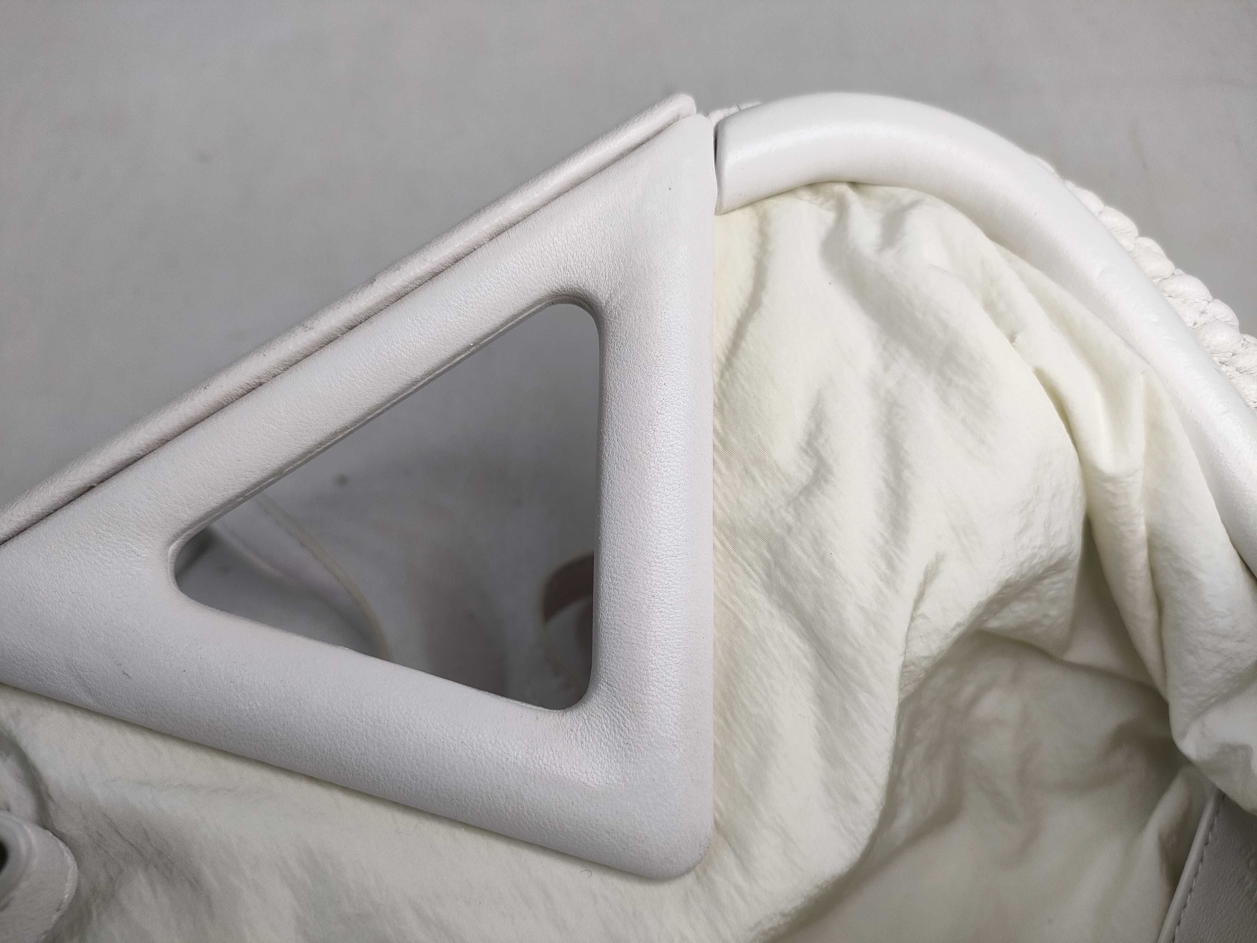 Point Triangle Bag Shoulder Bag — view 11