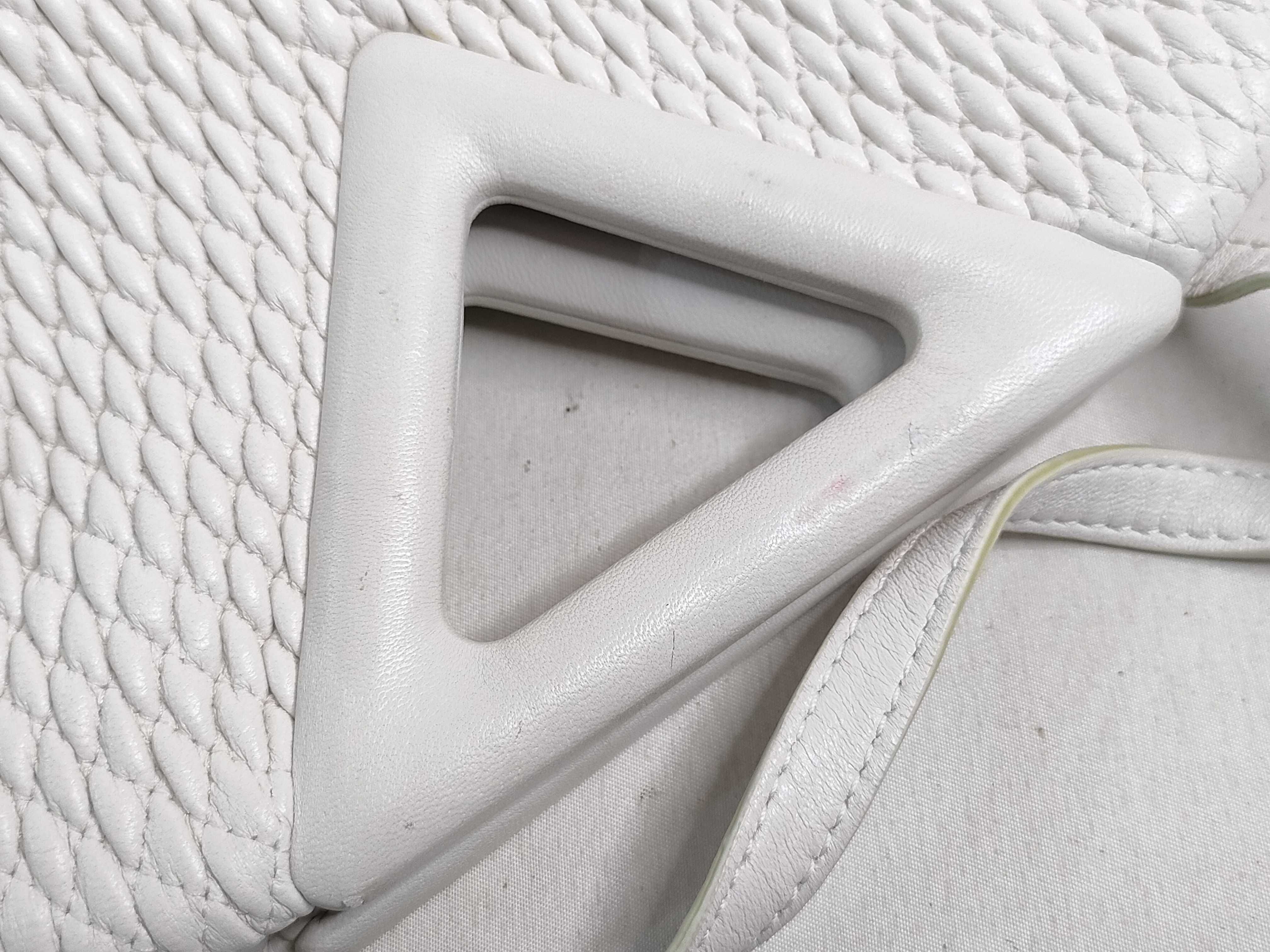 Point Triangle Bag Shoulder Bag — view 12