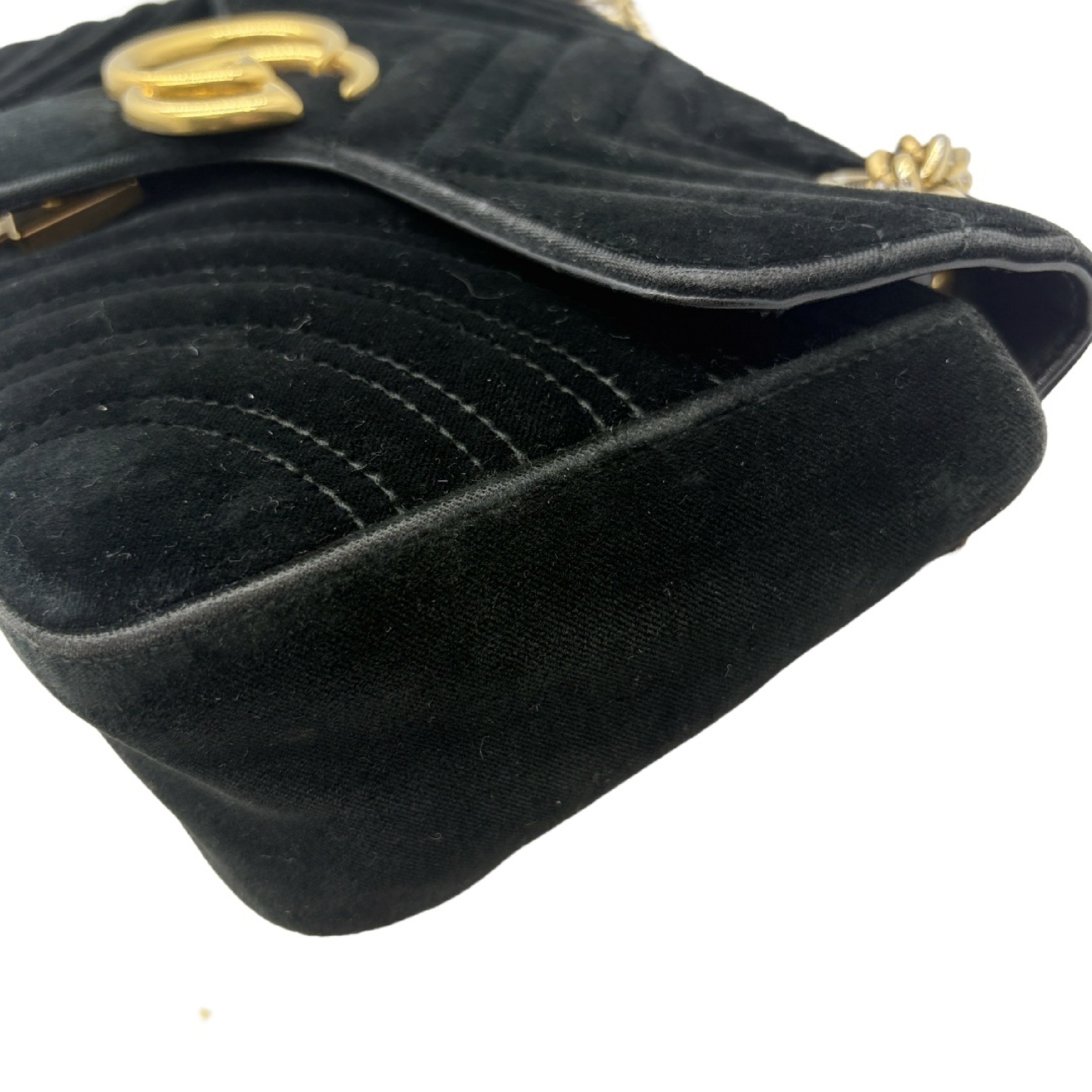 GG Marmont Matelassé Velvet Chain Shoulder Bag — view 7