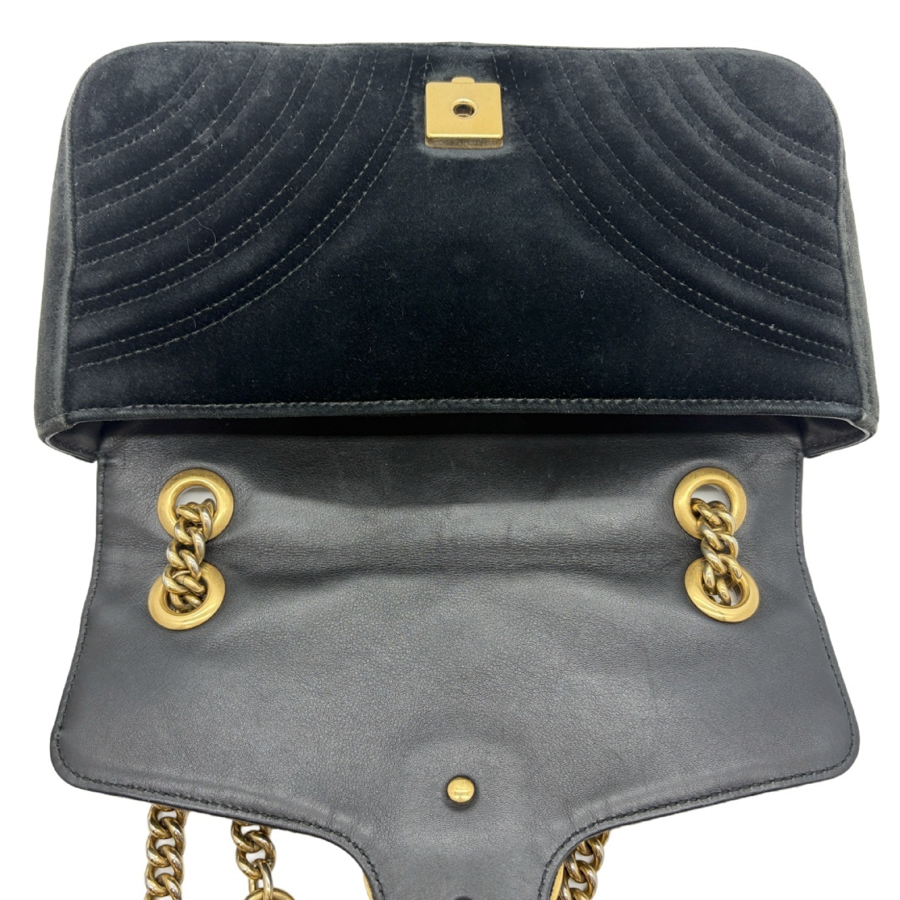 GG Marmont Matelassé Velvet Chain Shoulder Bag — view 9
