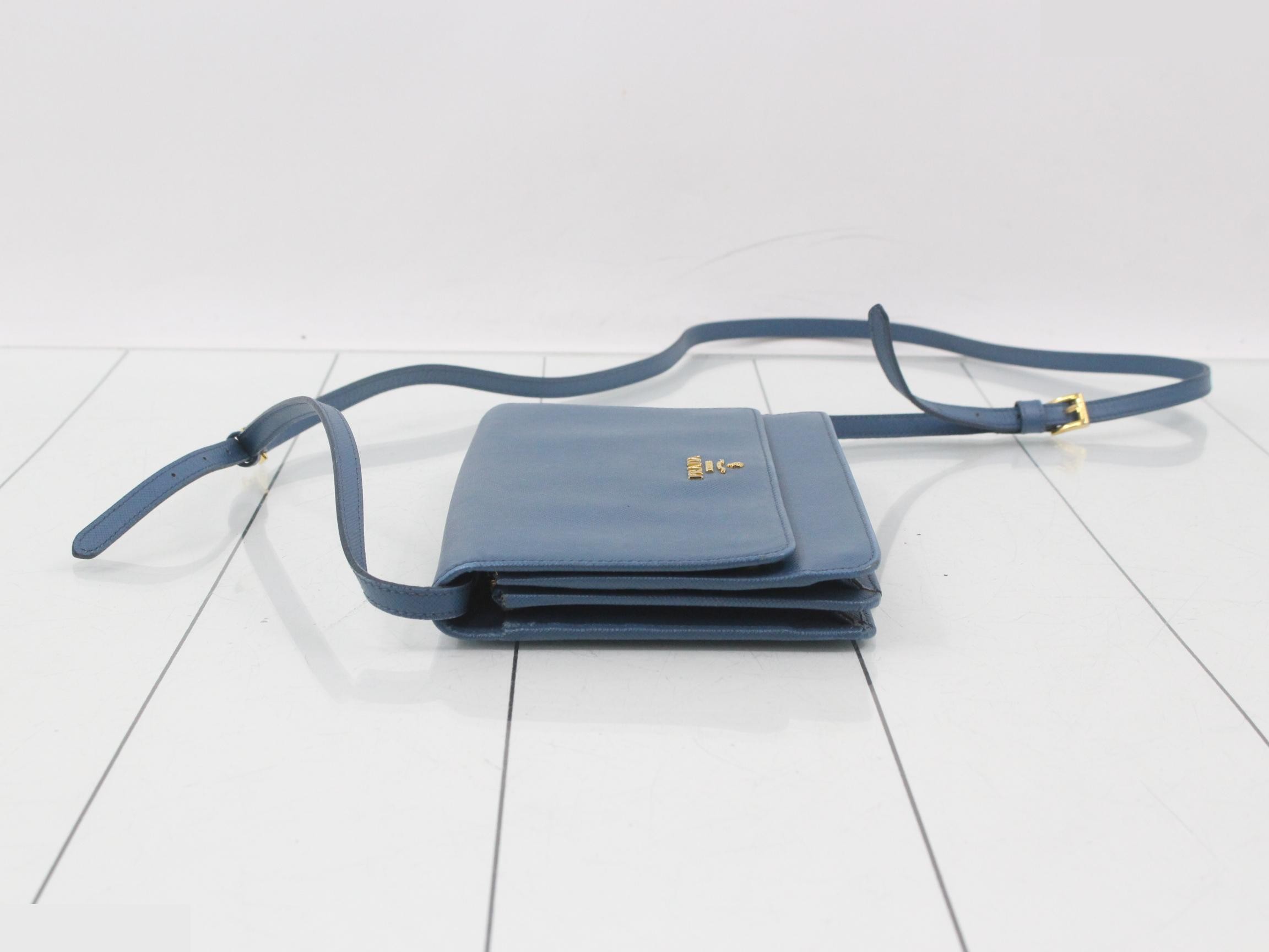 Other lines: Bags/Shoulder bags, Saffiano leather, Blue — view 4