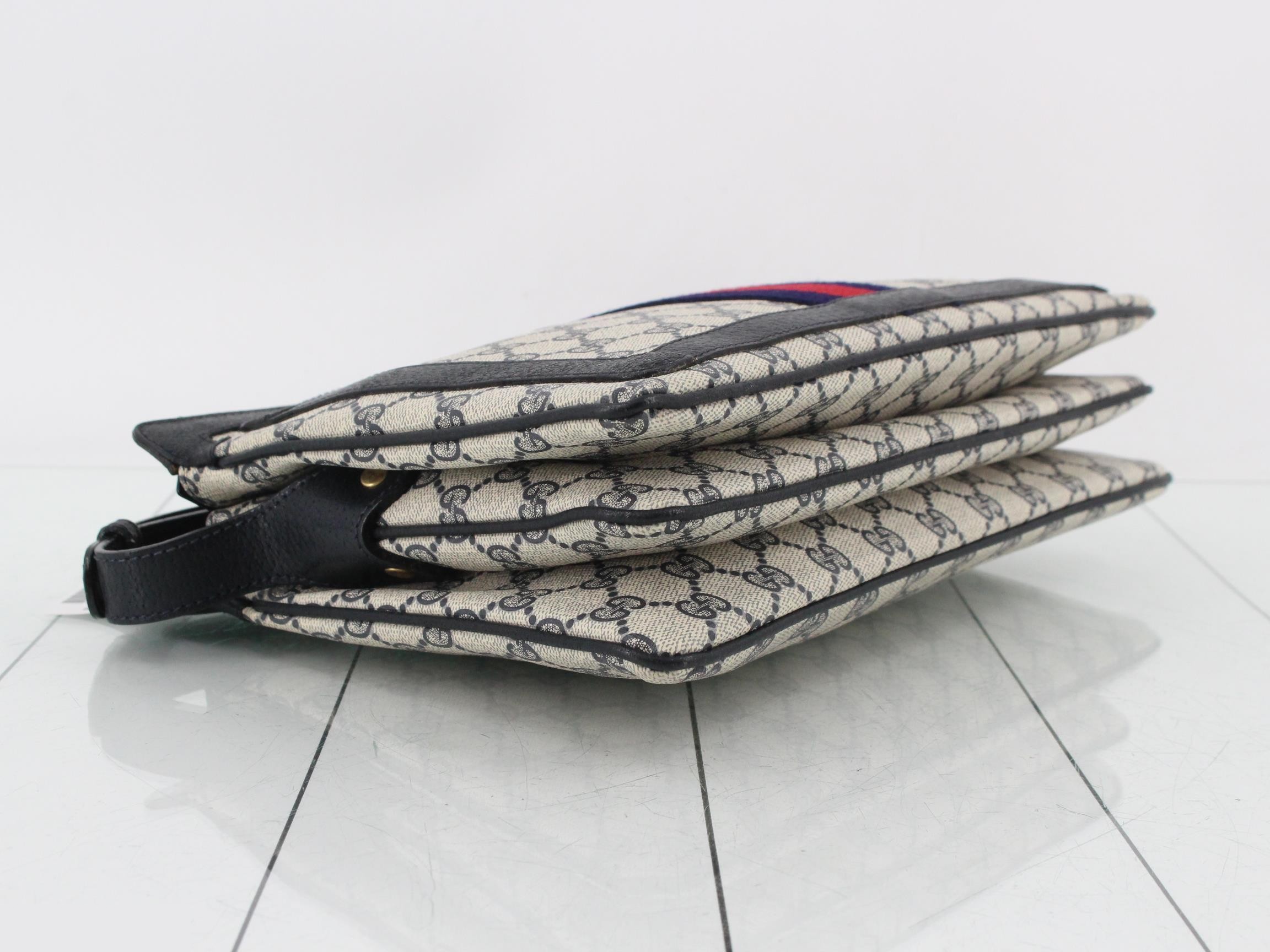 GG Supreme Shoulder Bag, Sherry, PVC — view 5