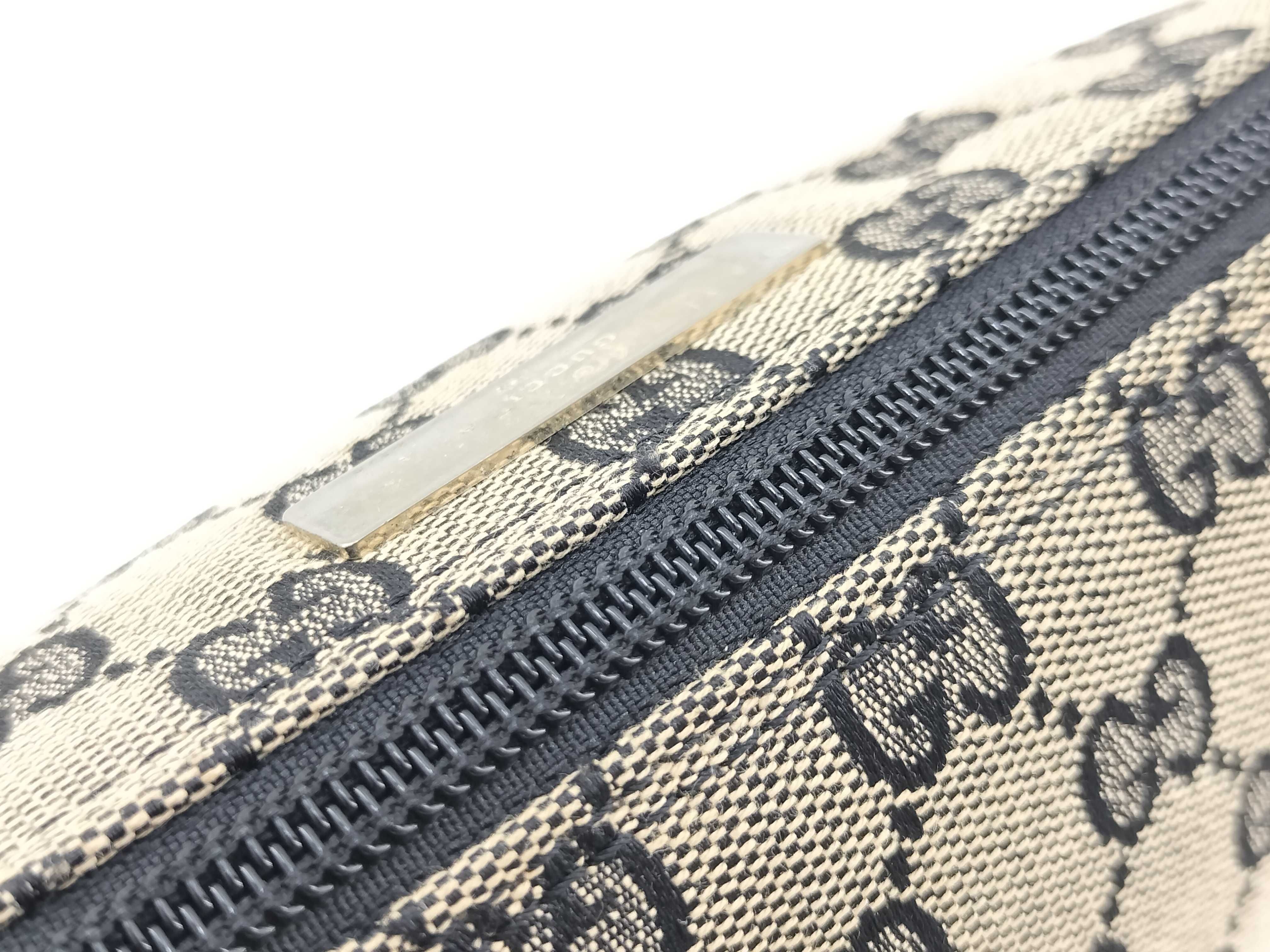 GG Canvas Accessory Pouch (039 1103) with Logo Plate and Hardware — view 8