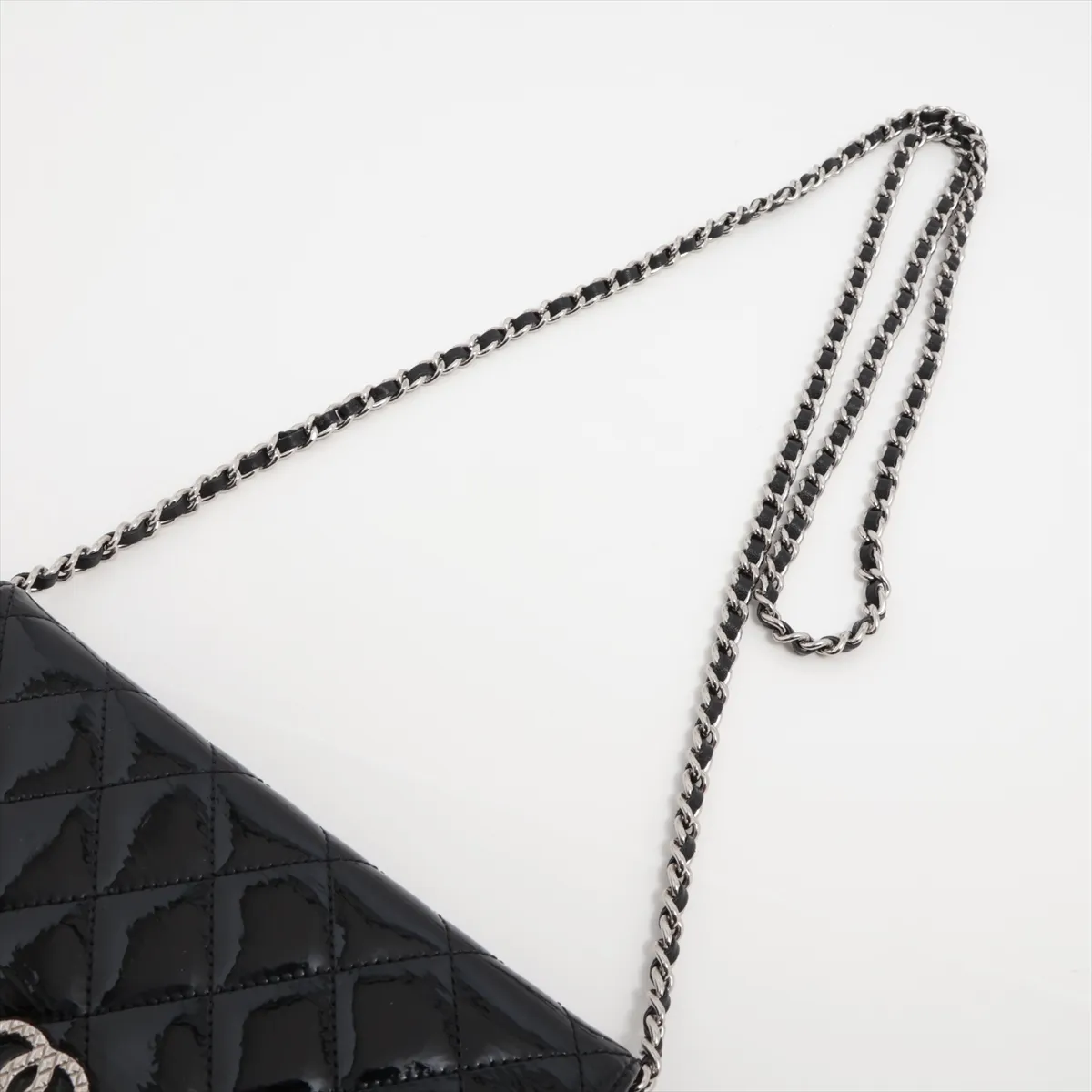 Matelasse Patent Leather Chain Wallet Black Silver Hardware 14684041 14th Series A48692 — view 5