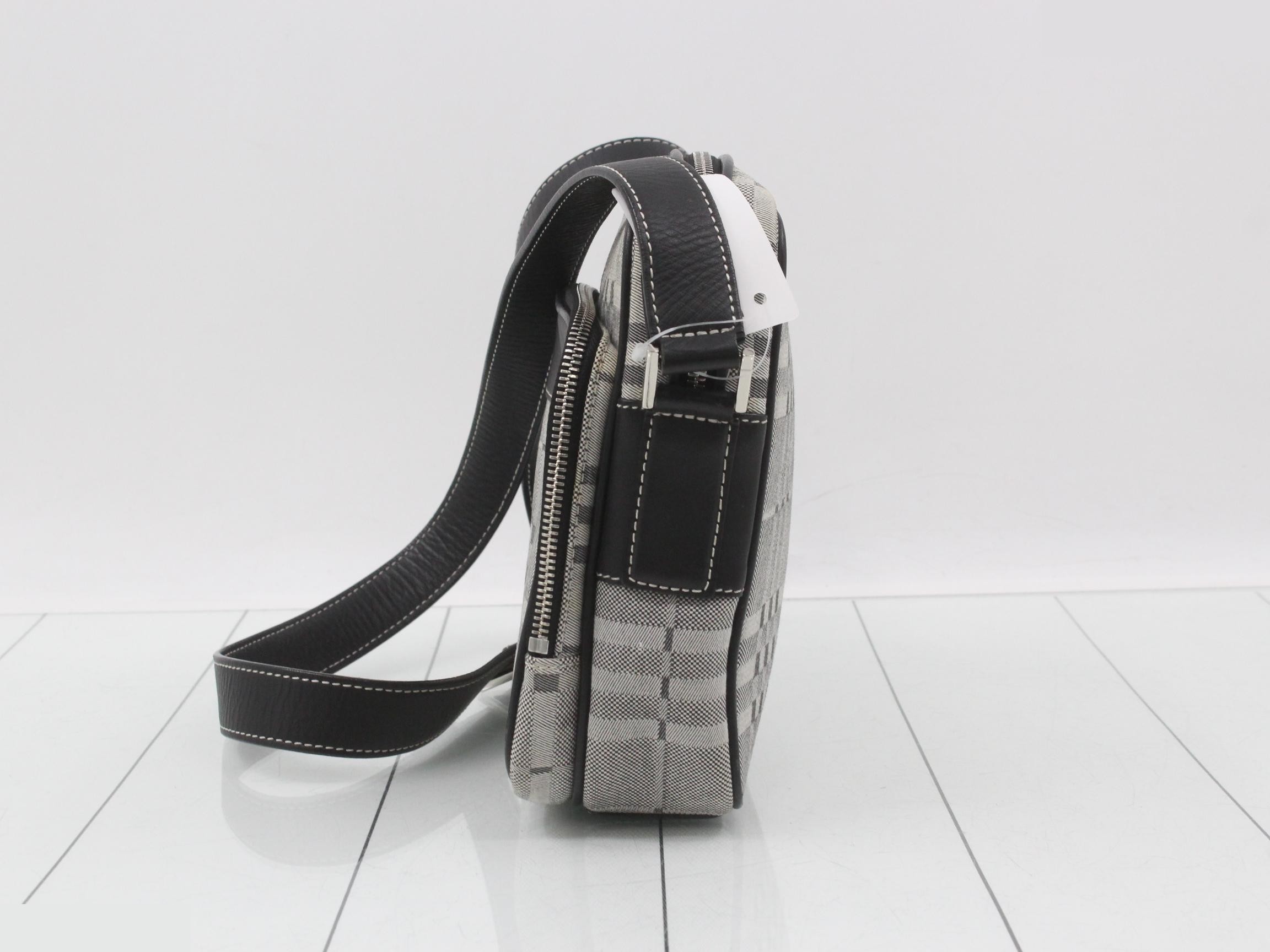 Checkered Navy Bag — view 3