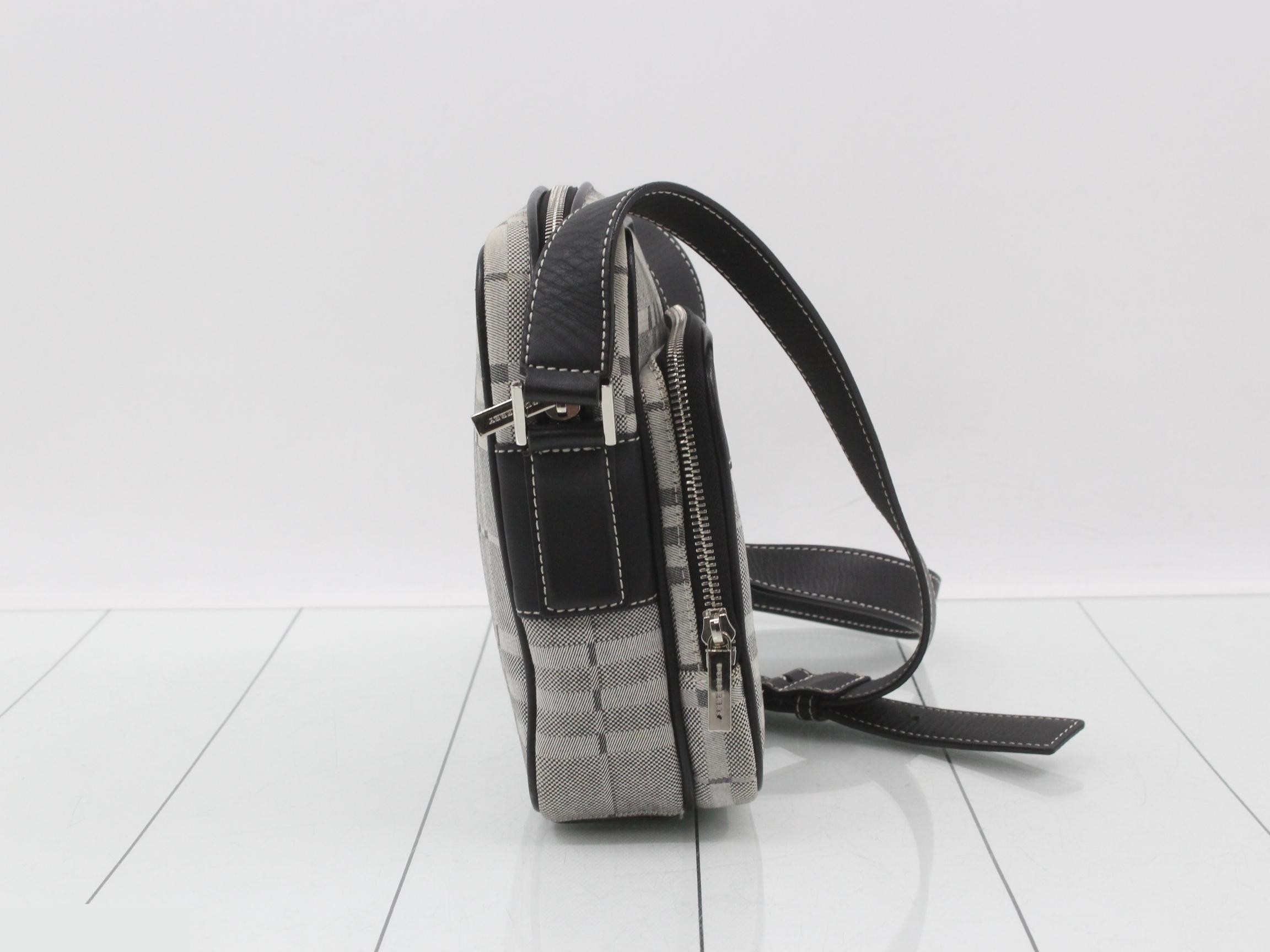 Checkered Navy Bag — view 4