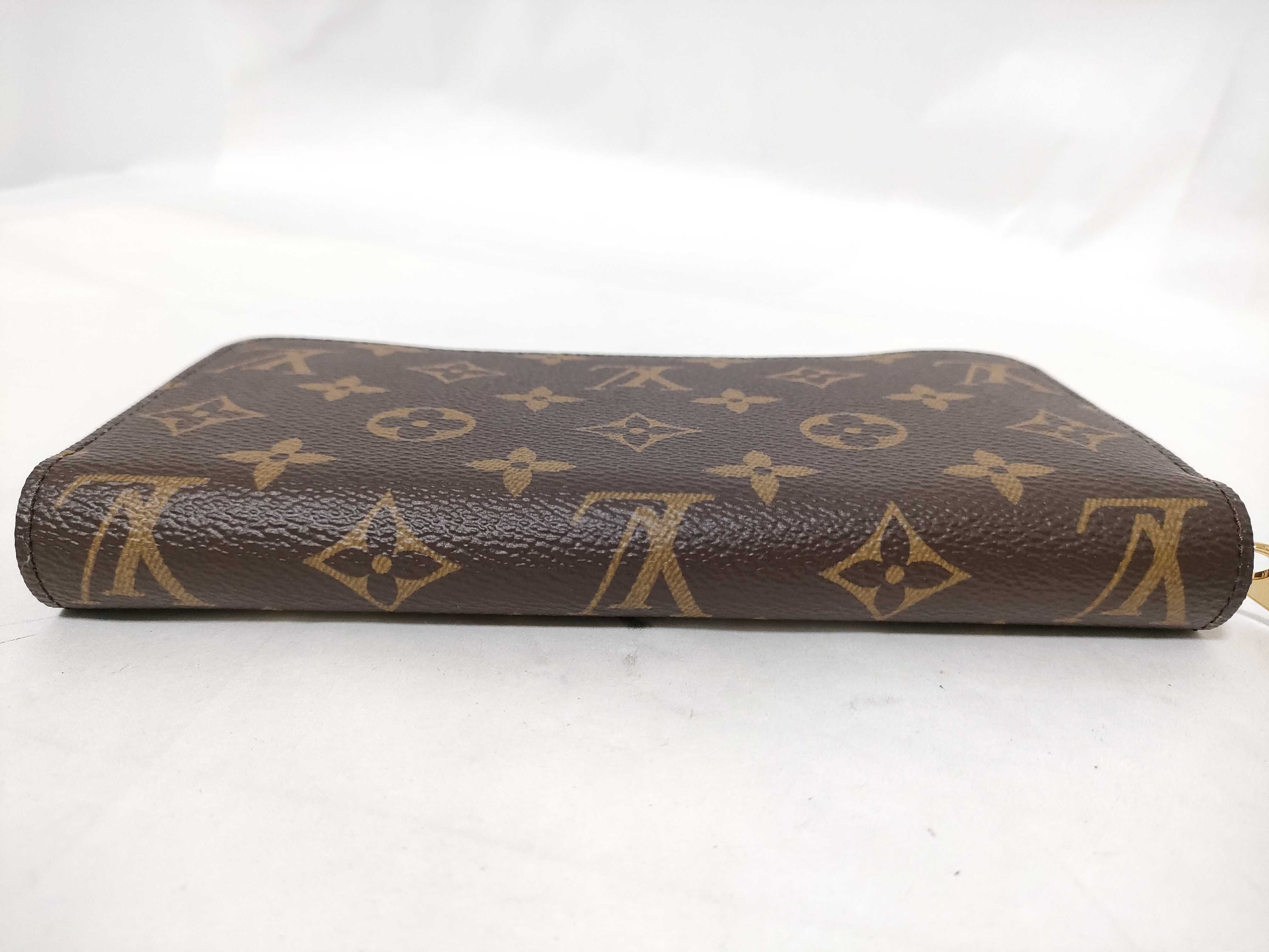 Monogram M28277 Zippy Wallet — view 4