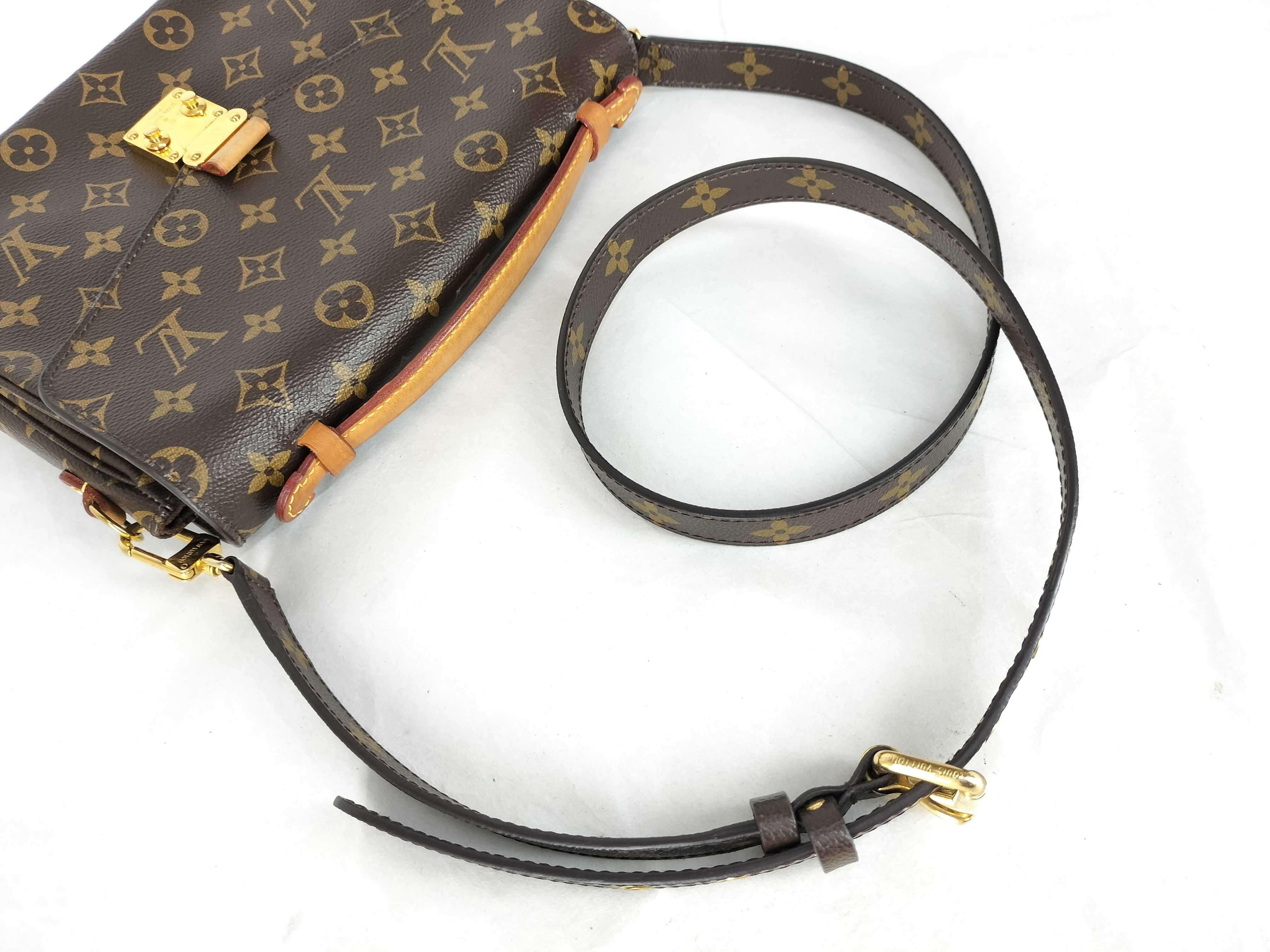 Monogram Pochette Metis MM M44875 Monogram 2-Way Shoulder Bag PL0138 — view 6