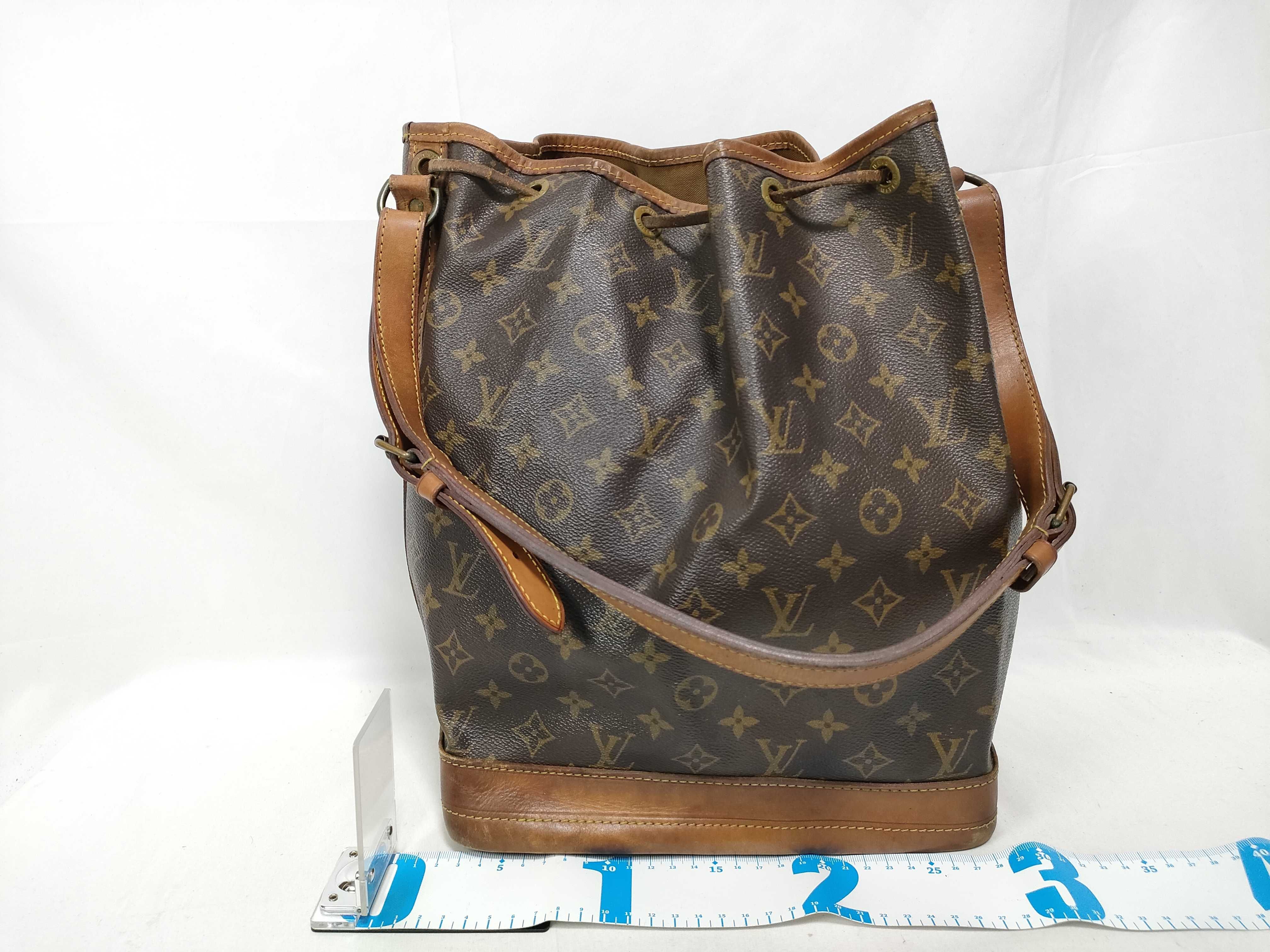 Monogram Noe M42224 Shoulder Bag — view 2