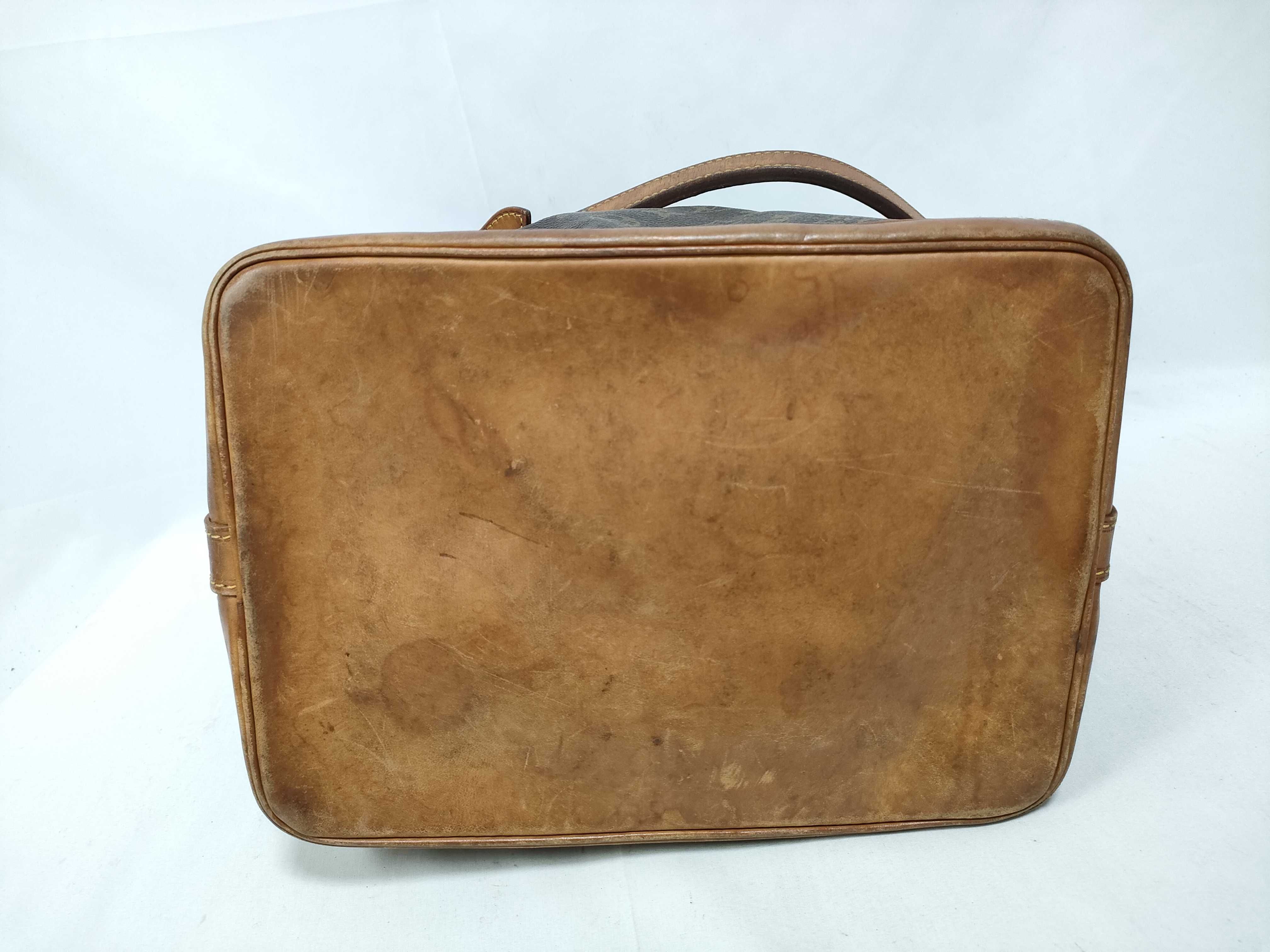 Monogram Noe M42224 Shoulder Bag — view 3