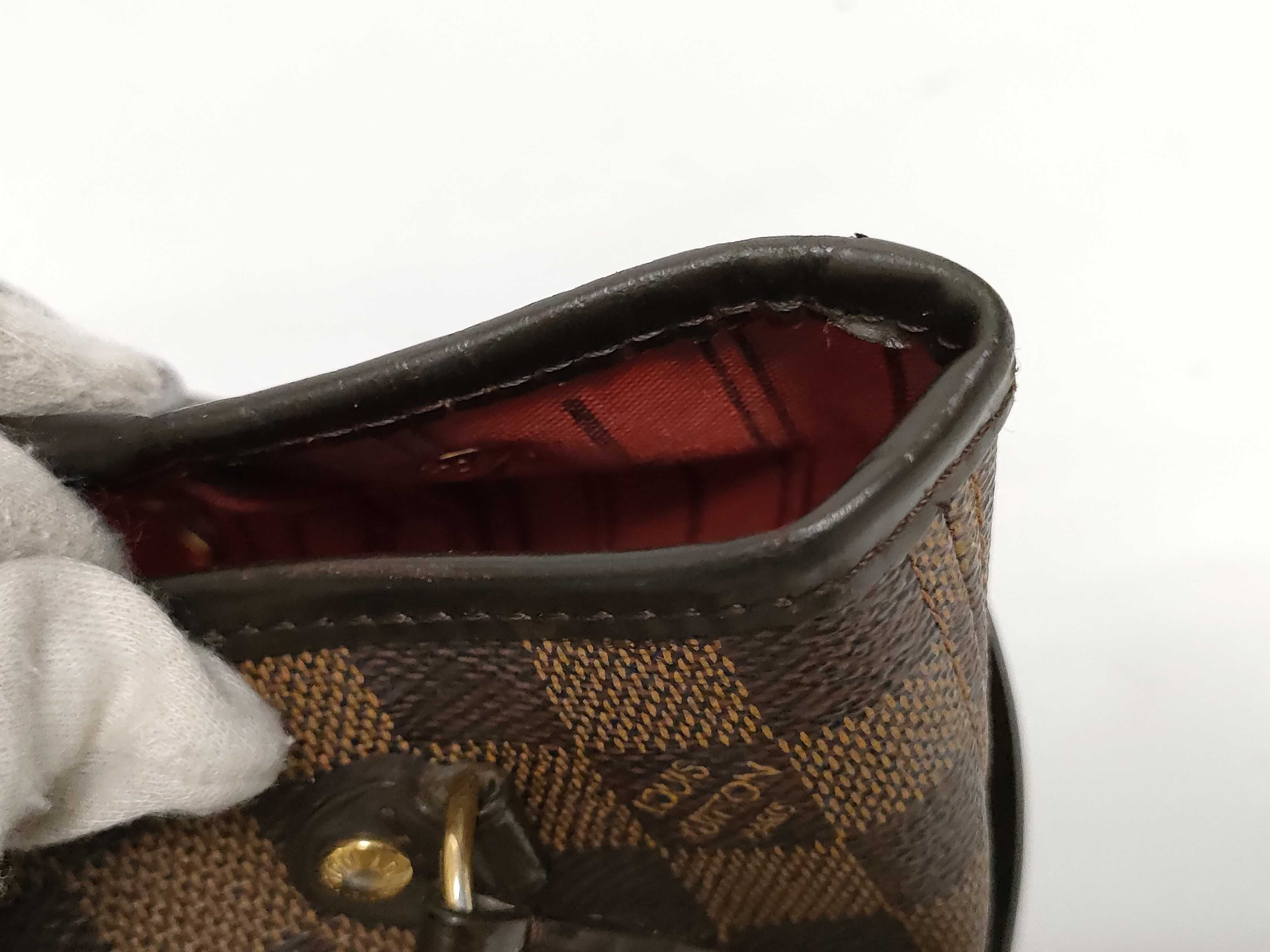 Damier Neverfull PM Shoulder Handbag (Damier Leather) — view 9
