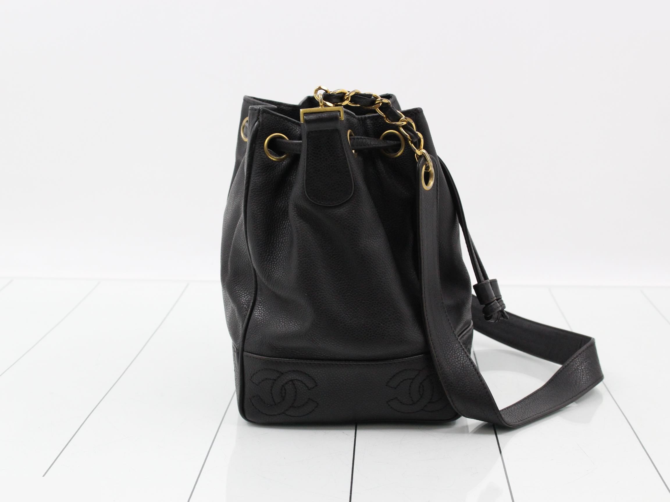 Caviar skin shoulder bag — view 4