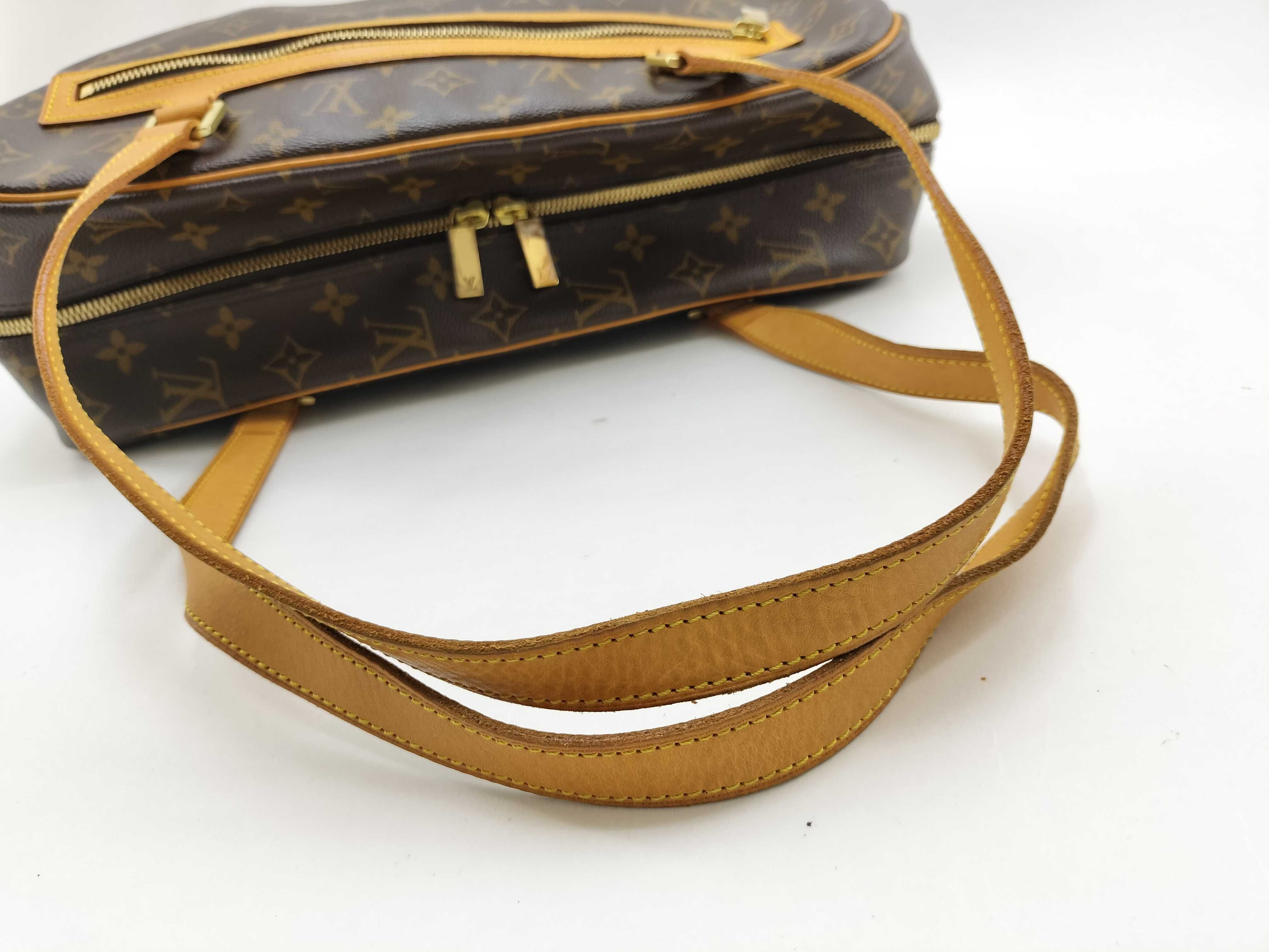 Monogram Vuitton Monogram Cite GM M51181 Brown FL1014 Shoulder Bag — view 10