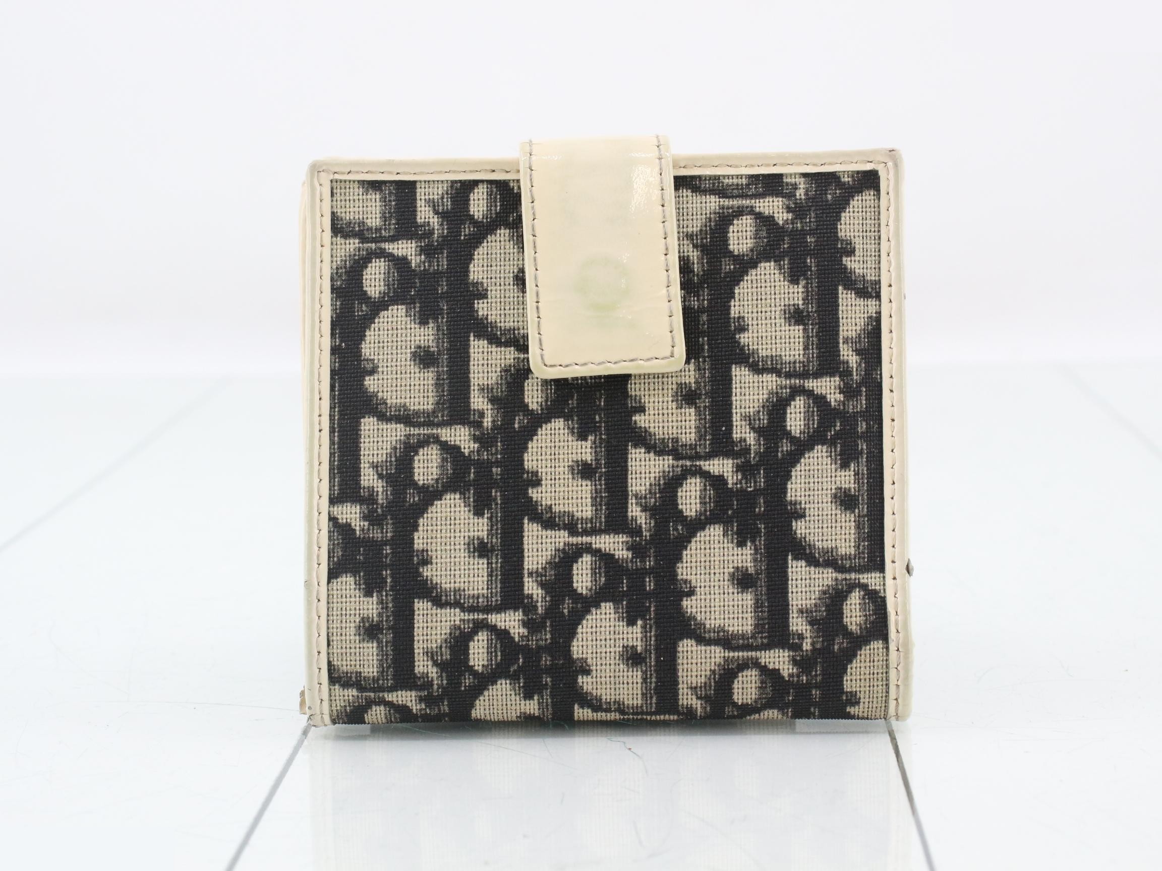 Folded in half, No. 2 — view 2