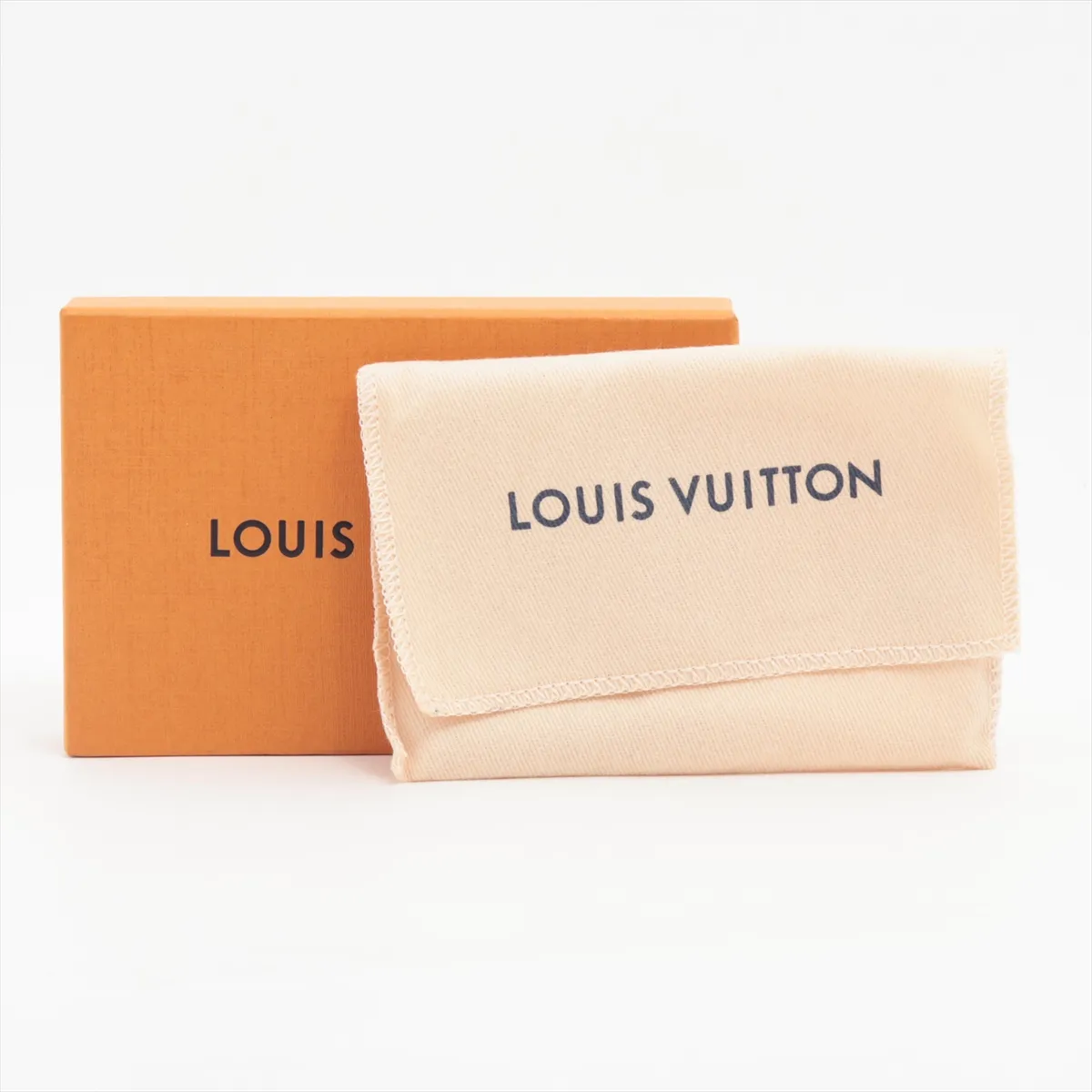 MP2484 Bijou Sac LV Flag DP0159 Charm GP Gold x Multicolor. Shows signs of wear, — view 4