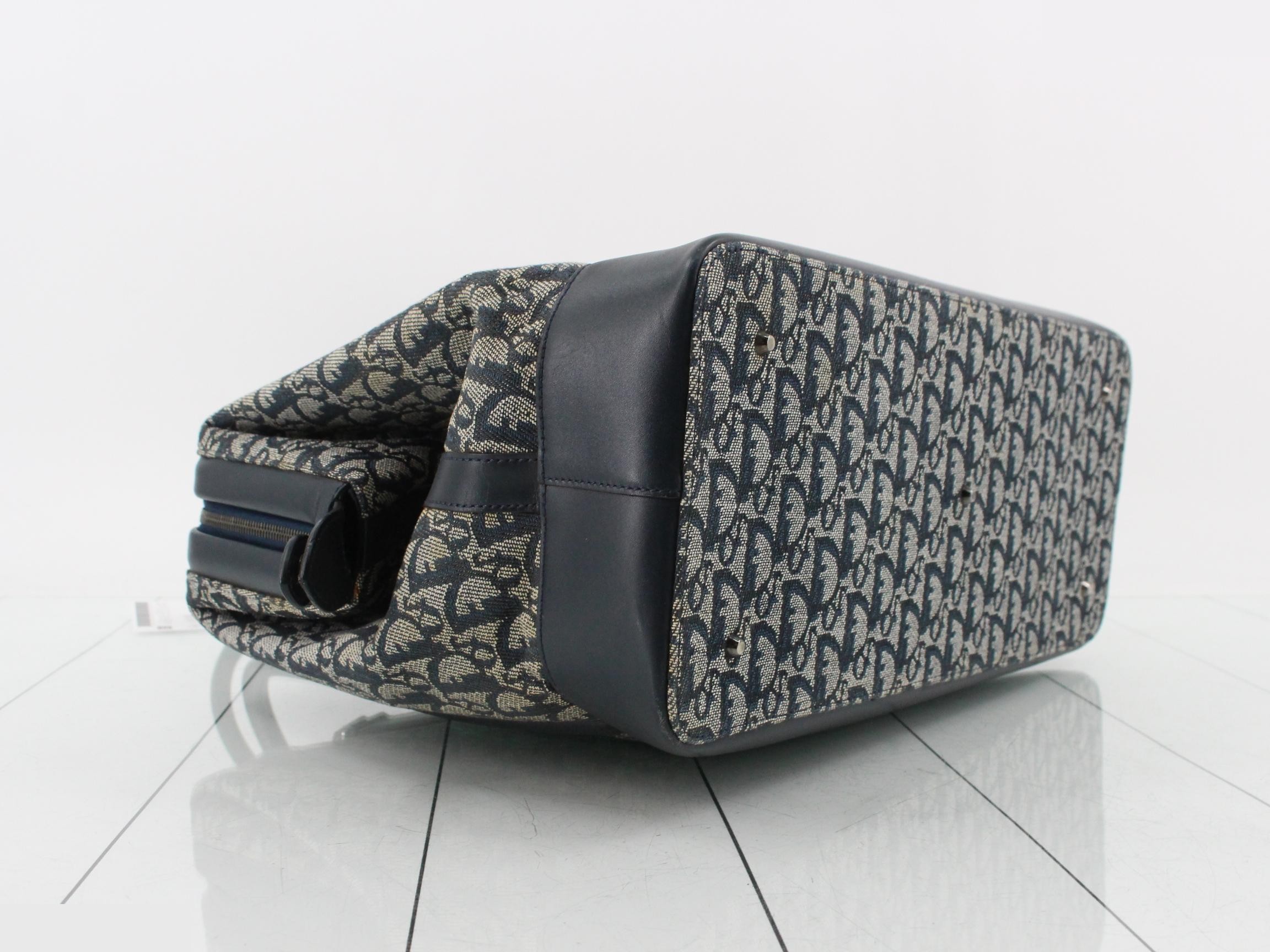 Other lines: Bags and Boston bags — view 5