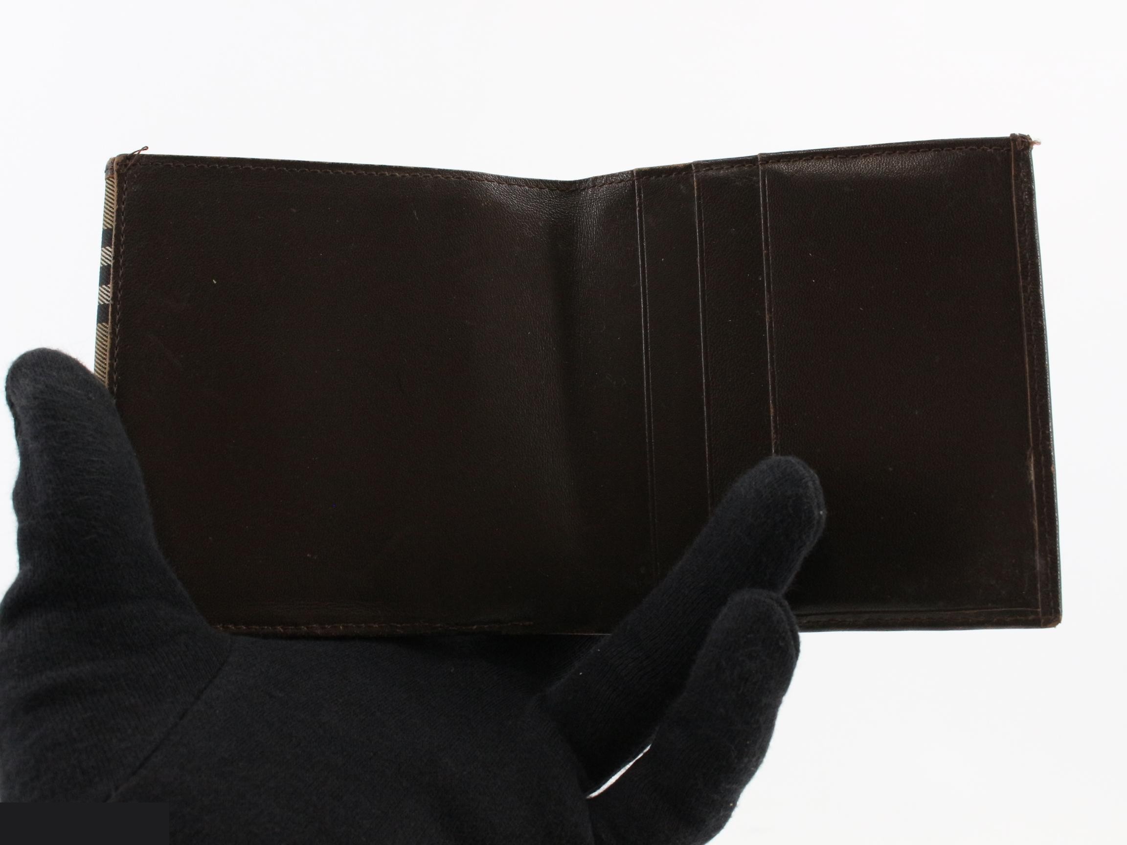 Other lines: Bags and Wallets — view 4