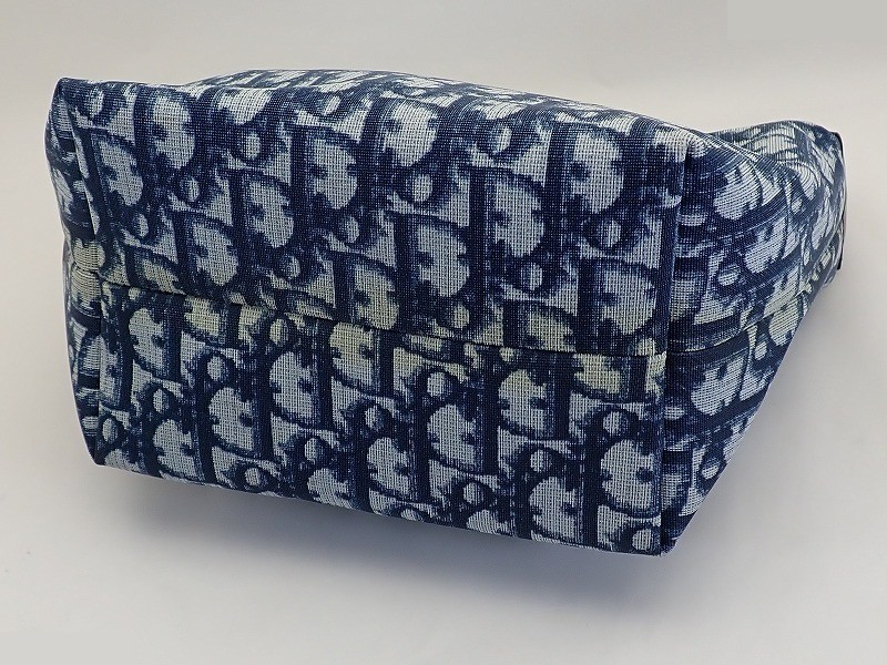 Trotter Pouch — view 3