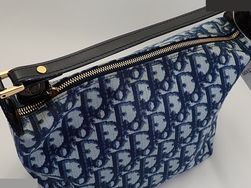 Trotter Pouch — view 4