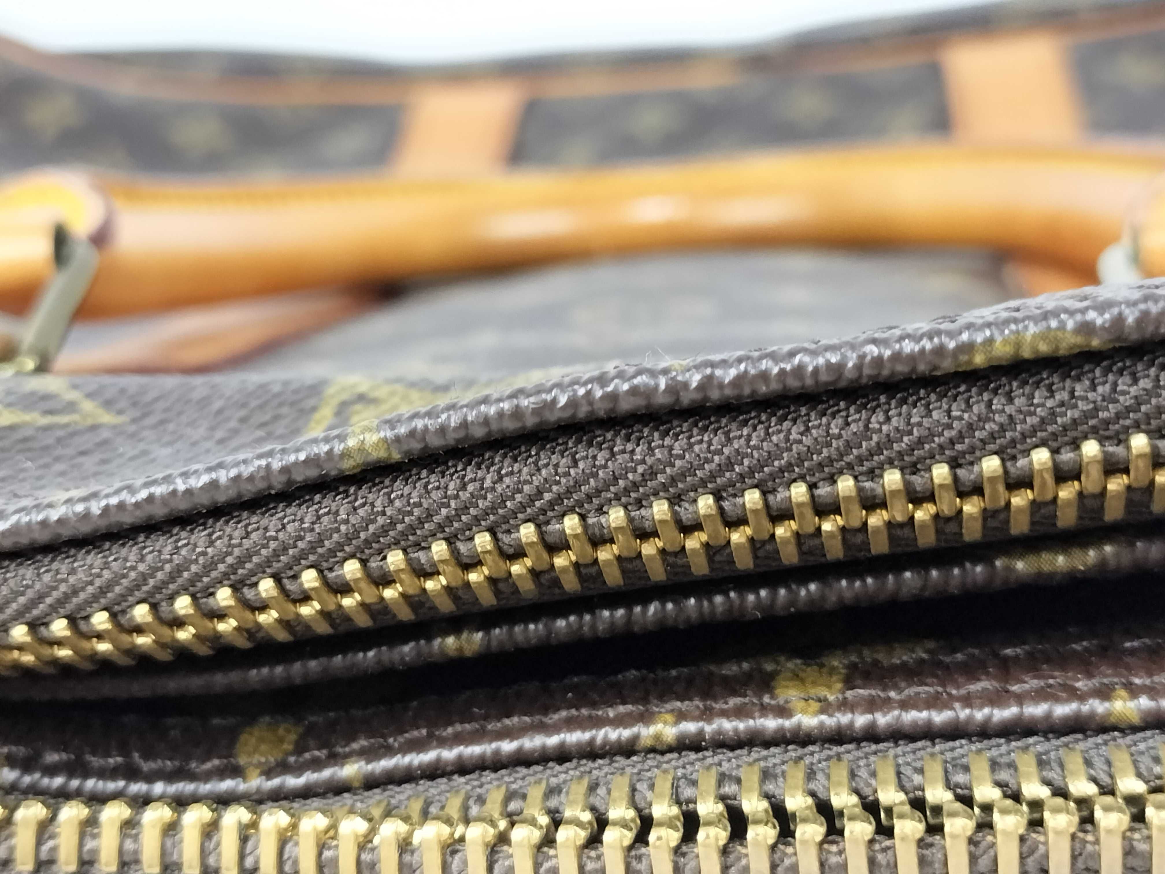 Monogram Vuitton Sirius Handbag Boston Bag — view 6