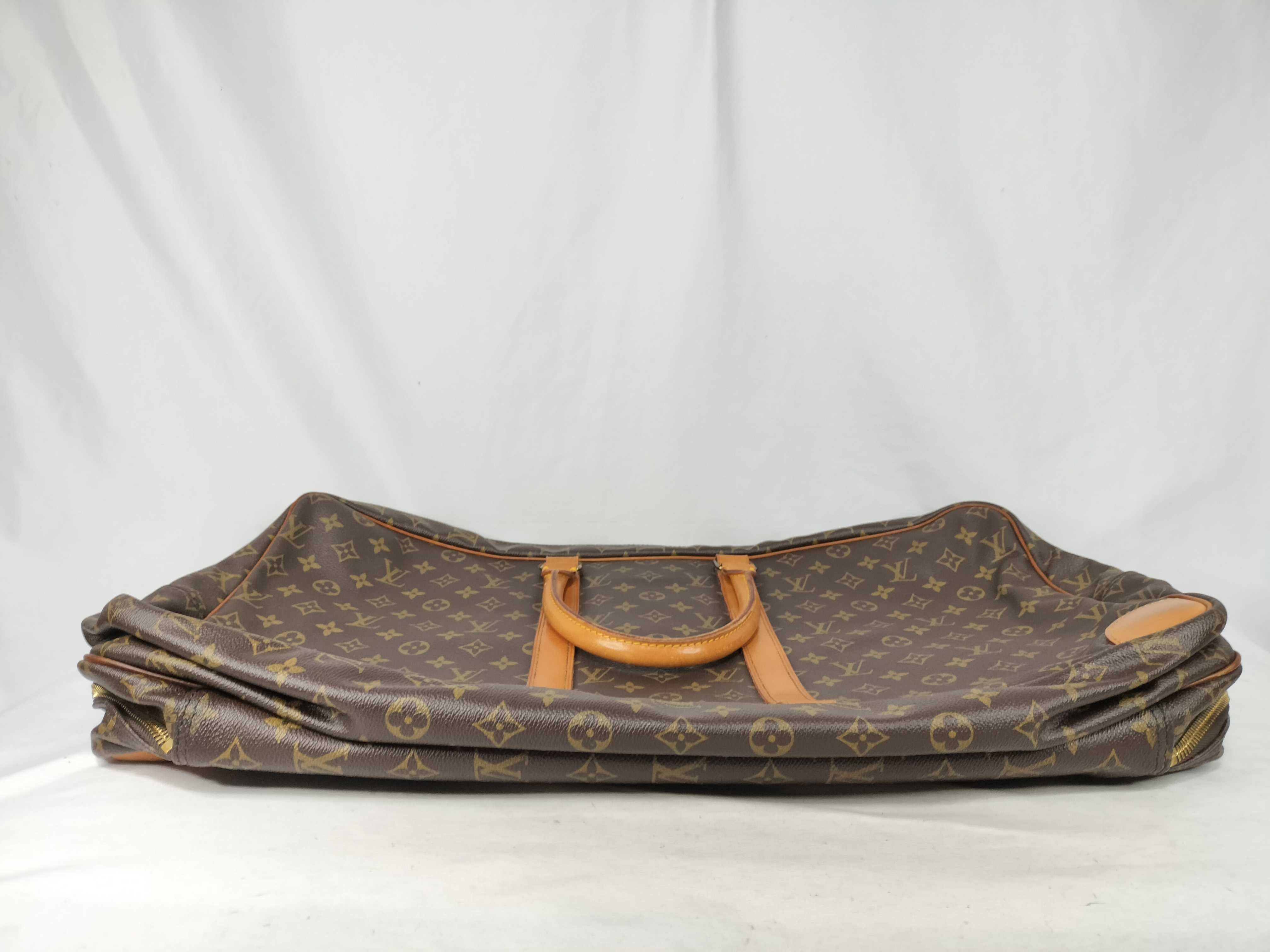 Monogram Vuitton Sirius Handbag Boston Bag — view 8