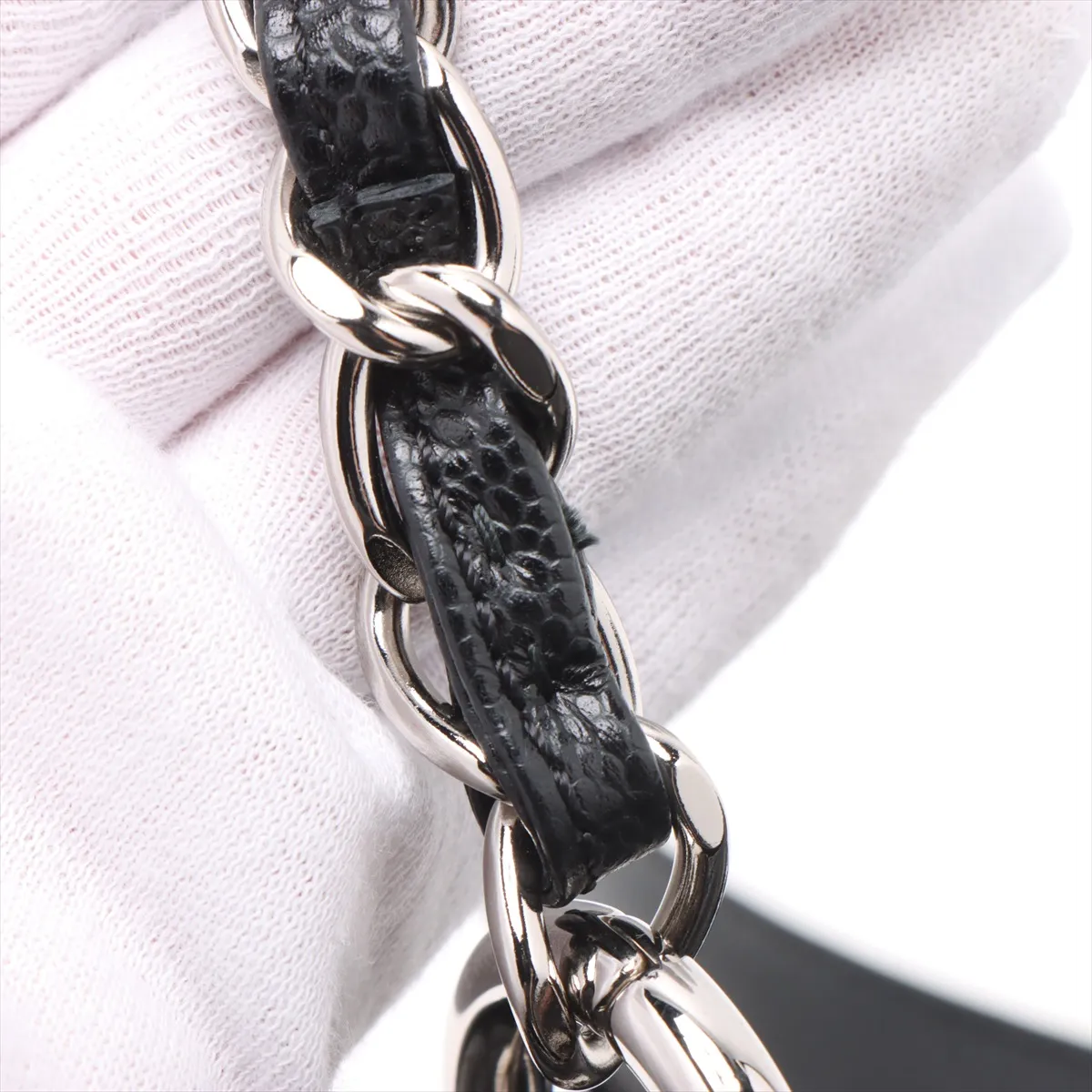 GST caviar skin chain tote bag black silver hardware 15646739 15th series — view 14