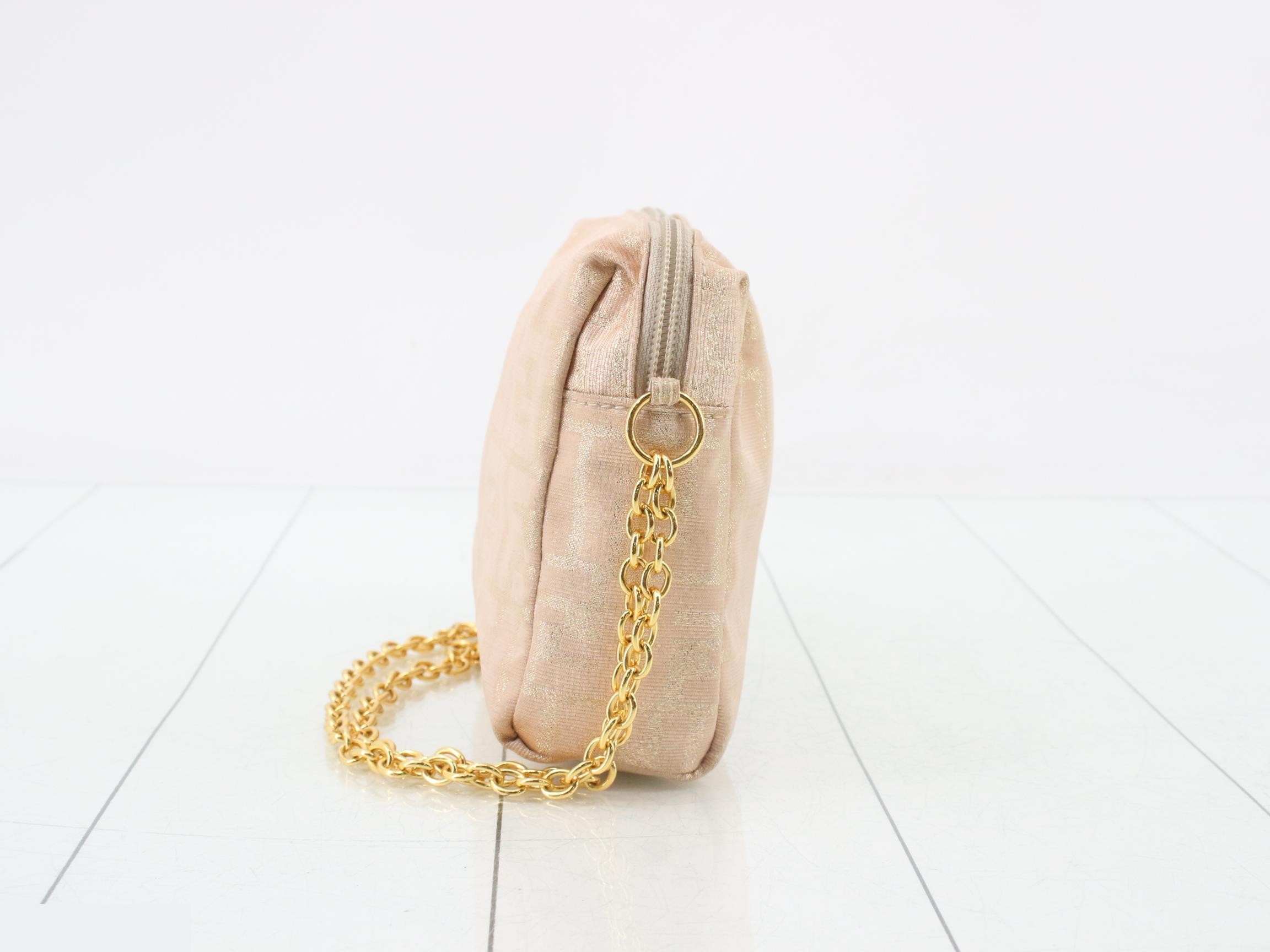 Zucca Chain Semi-Shoulder Bag — view 3