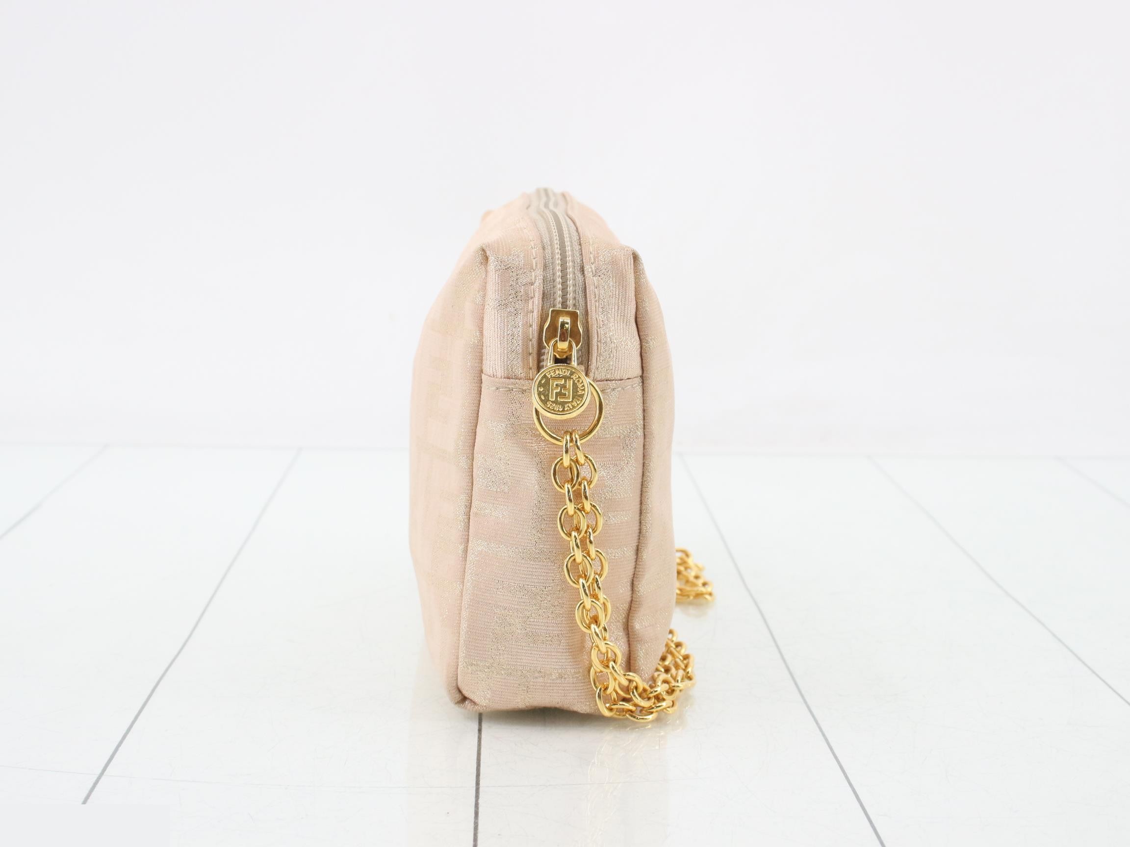 Zucca Chain Semi-Shoulder Bag — view 4