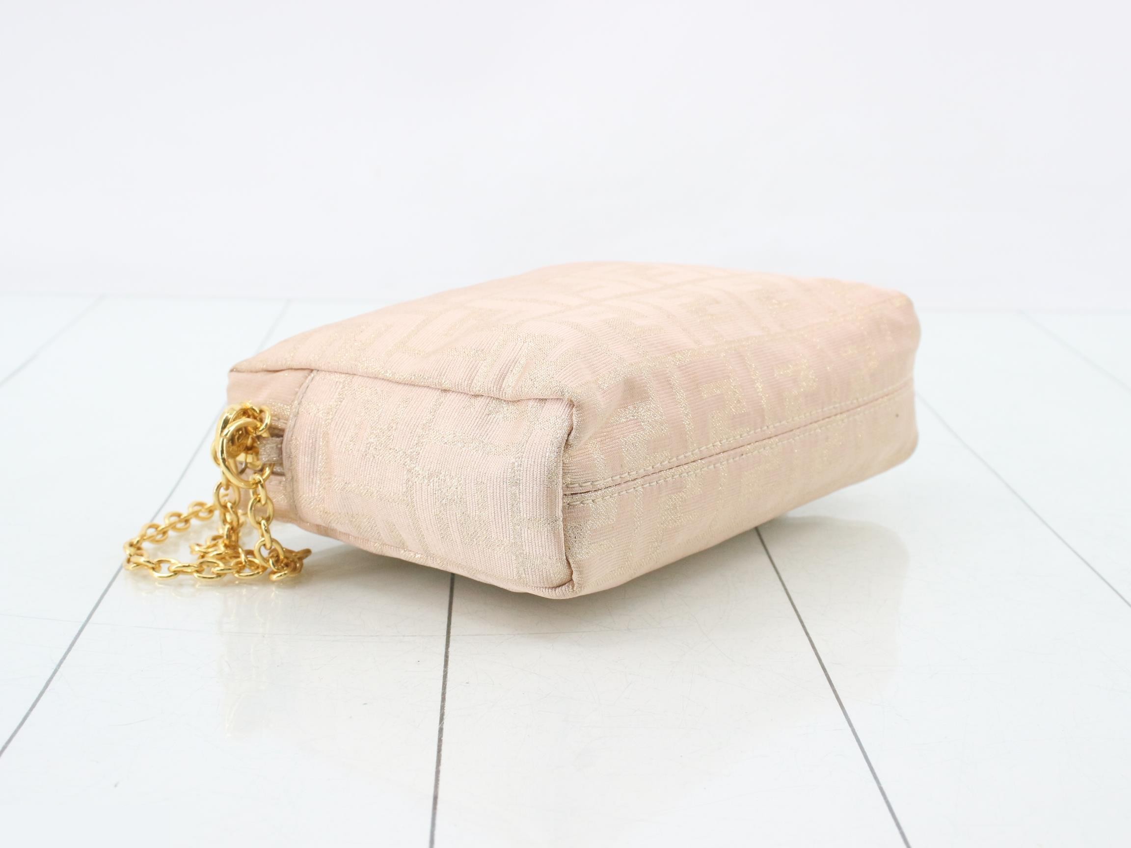 Zucca Chain Semi-Shoulder Bag — view 5