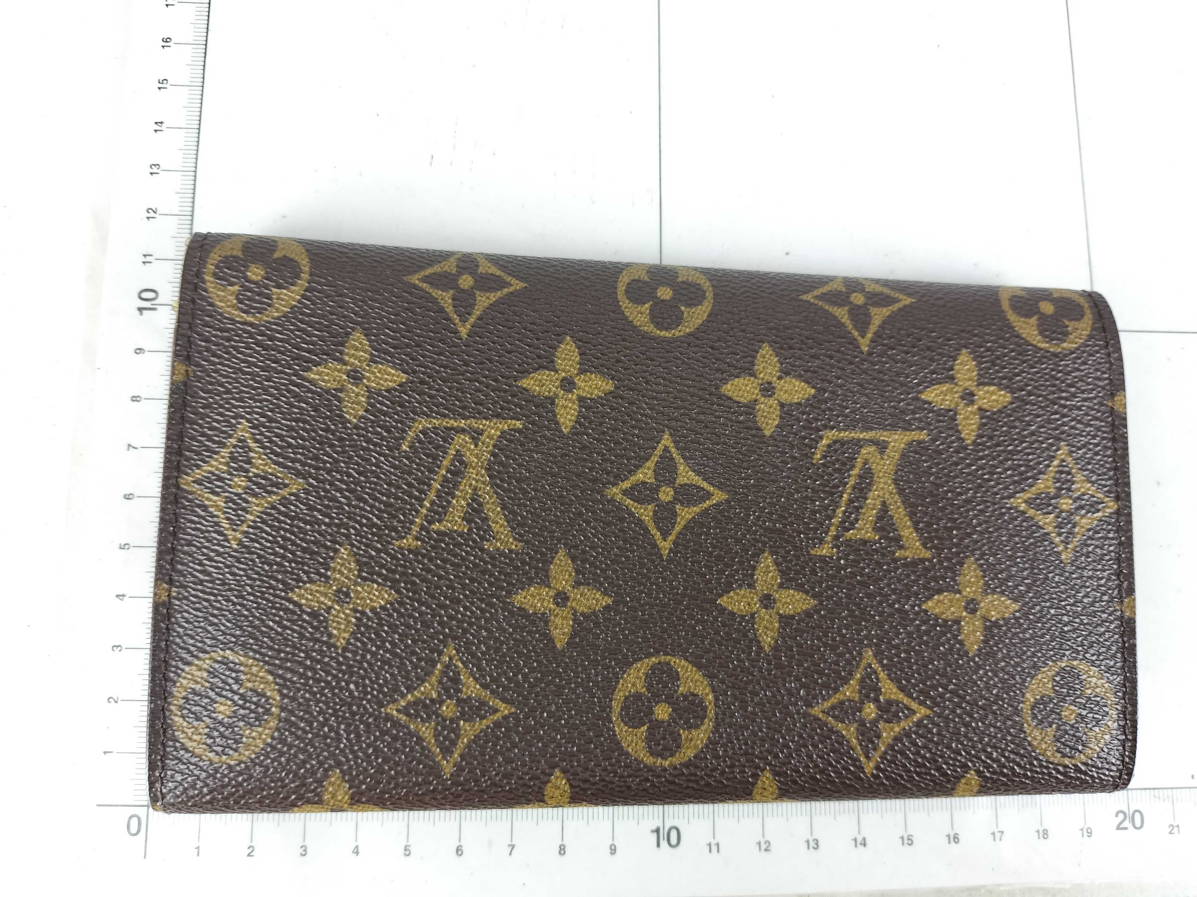 Monogram Portefeuille Sarah Wallet — view 2