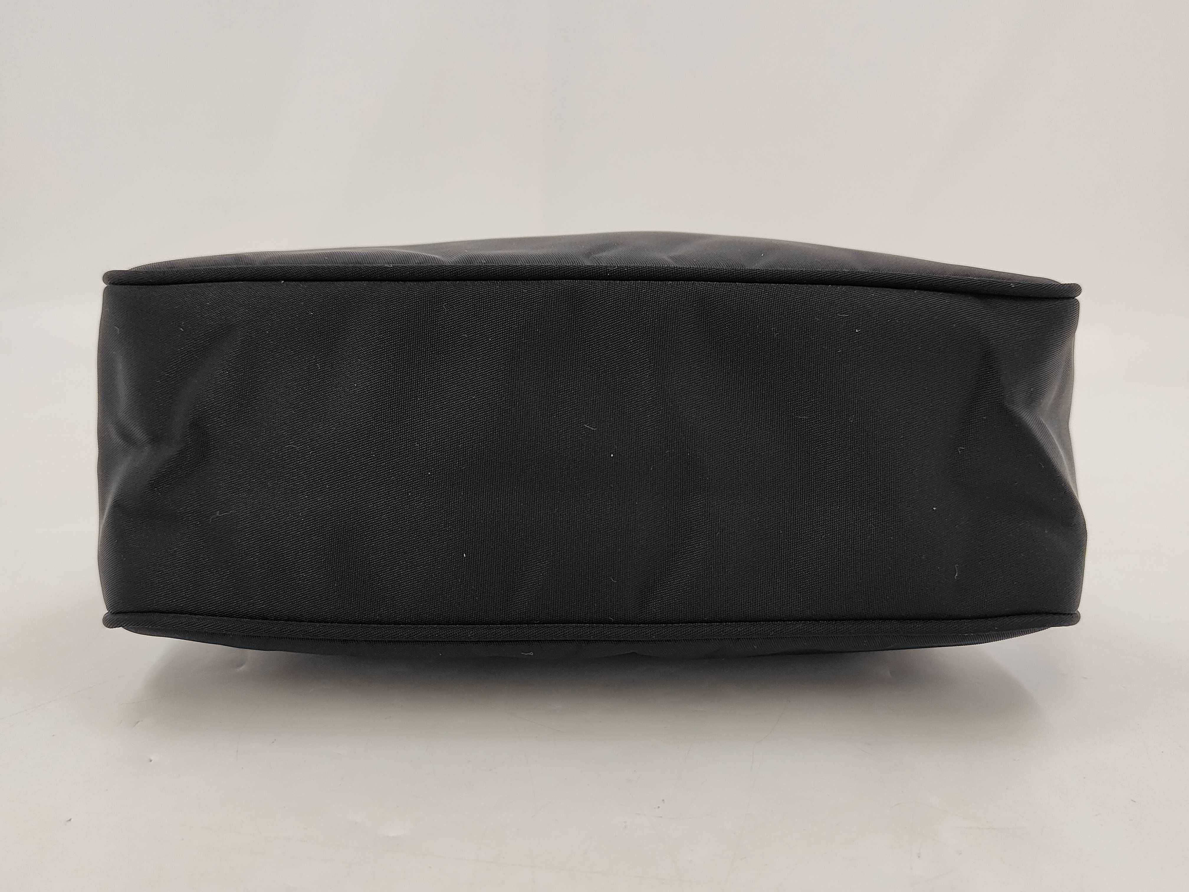 handbag — view 3
