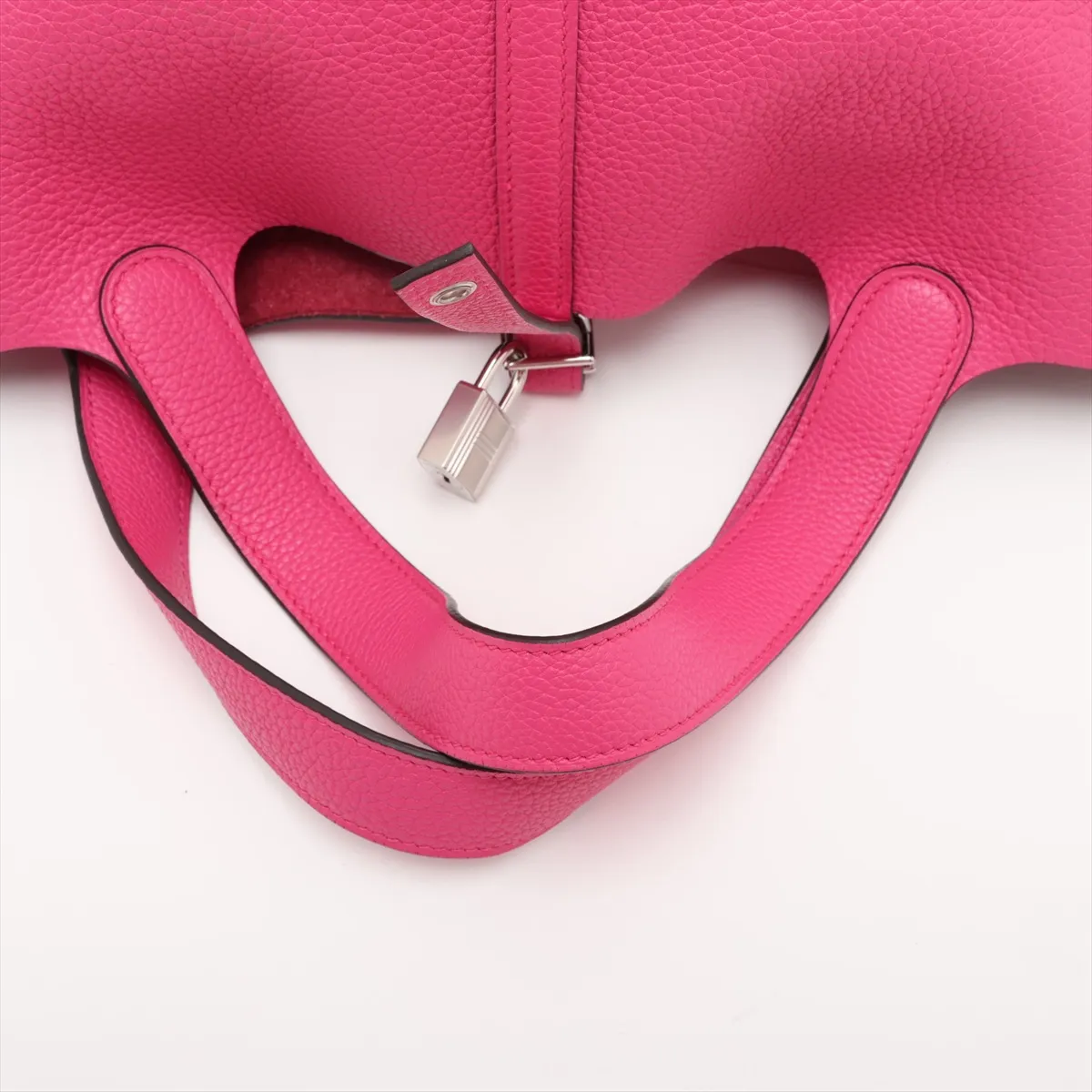 Picotin Lock 22 MM Taurillon Clemence Rose Shocking Silver Hardware Z: 2021 — view 5