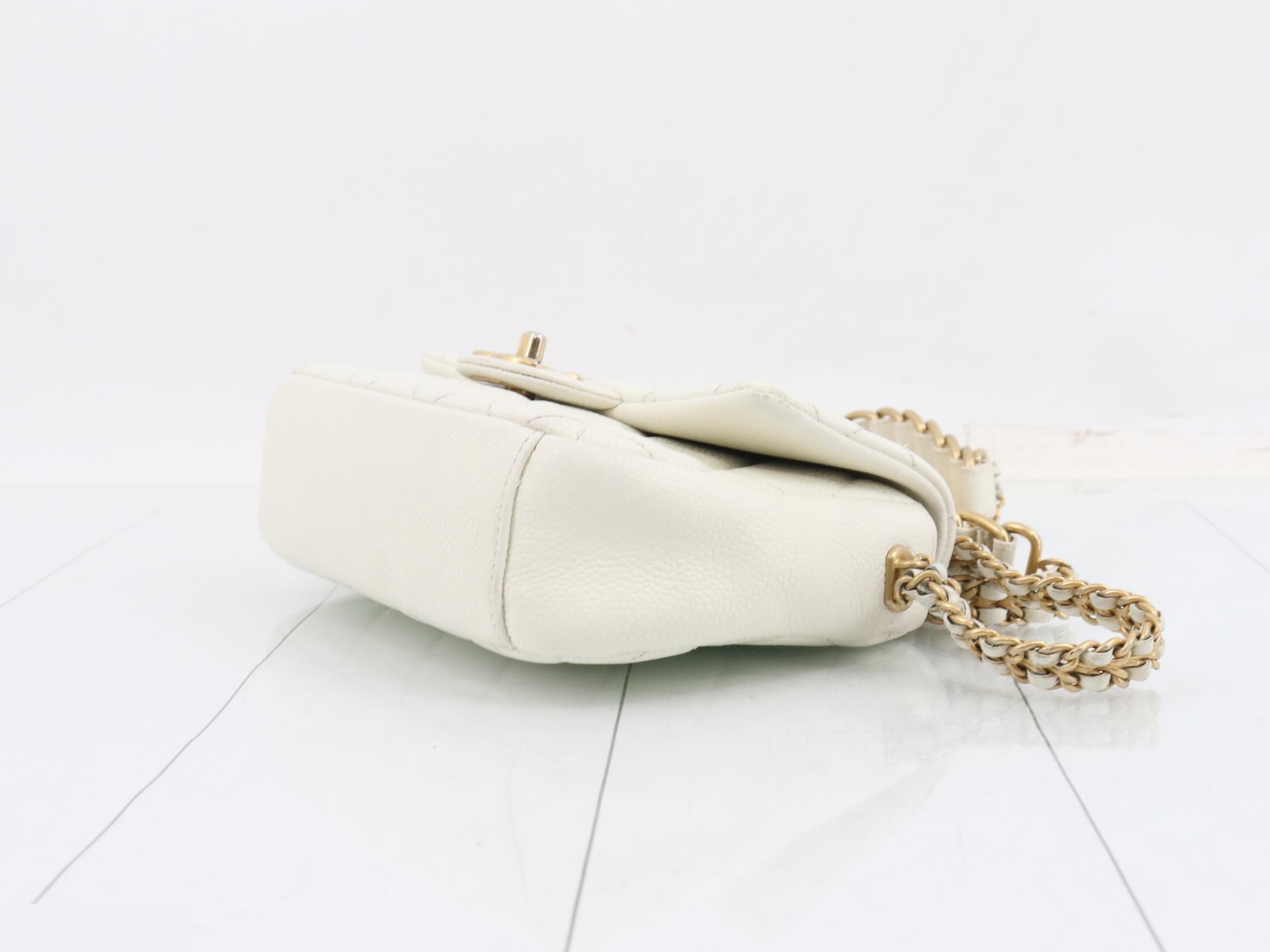Matelassé Chain Shoulder Bag, Caviar Leather, White — view 6