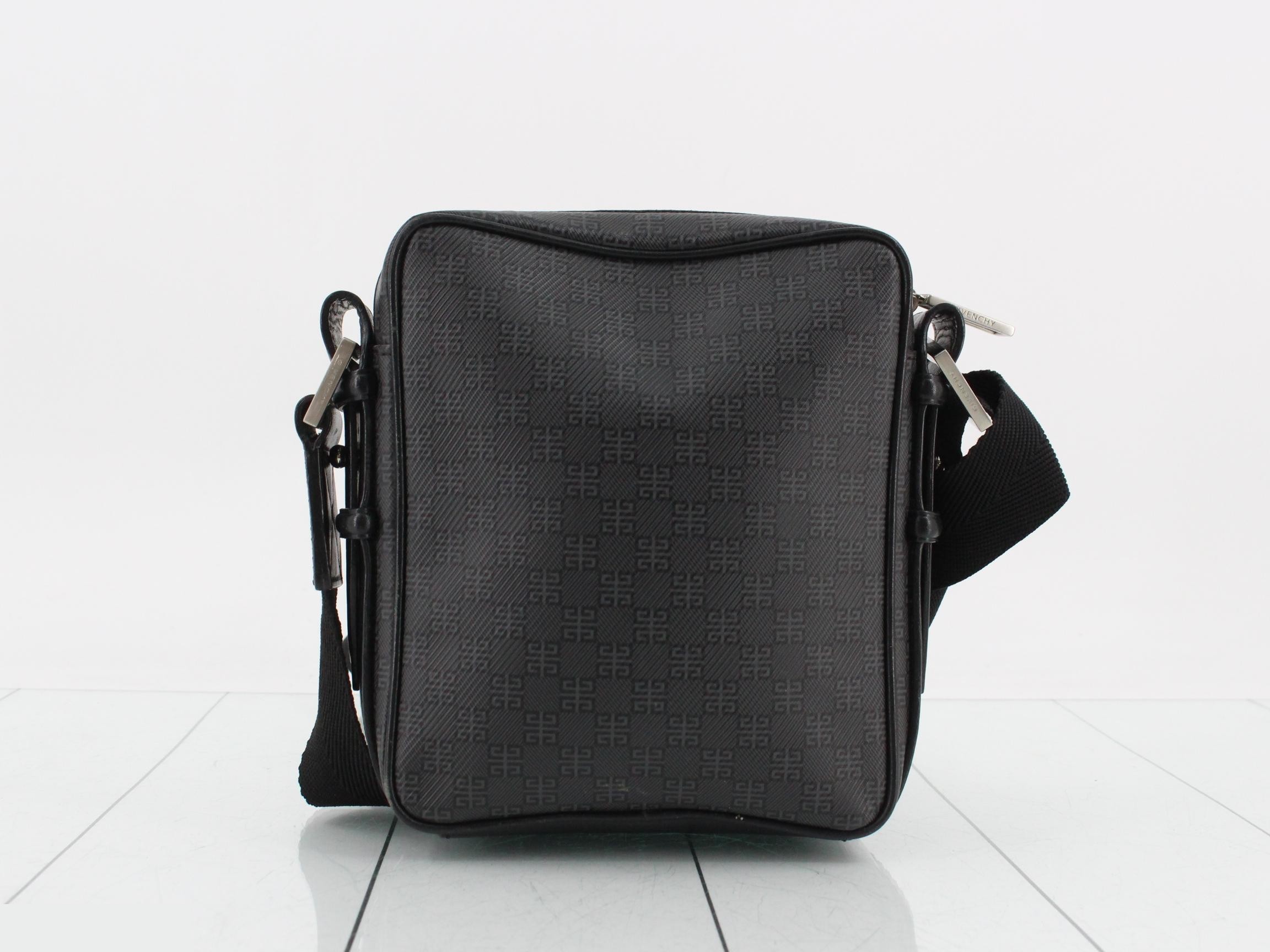 Shoulder bag — view 3