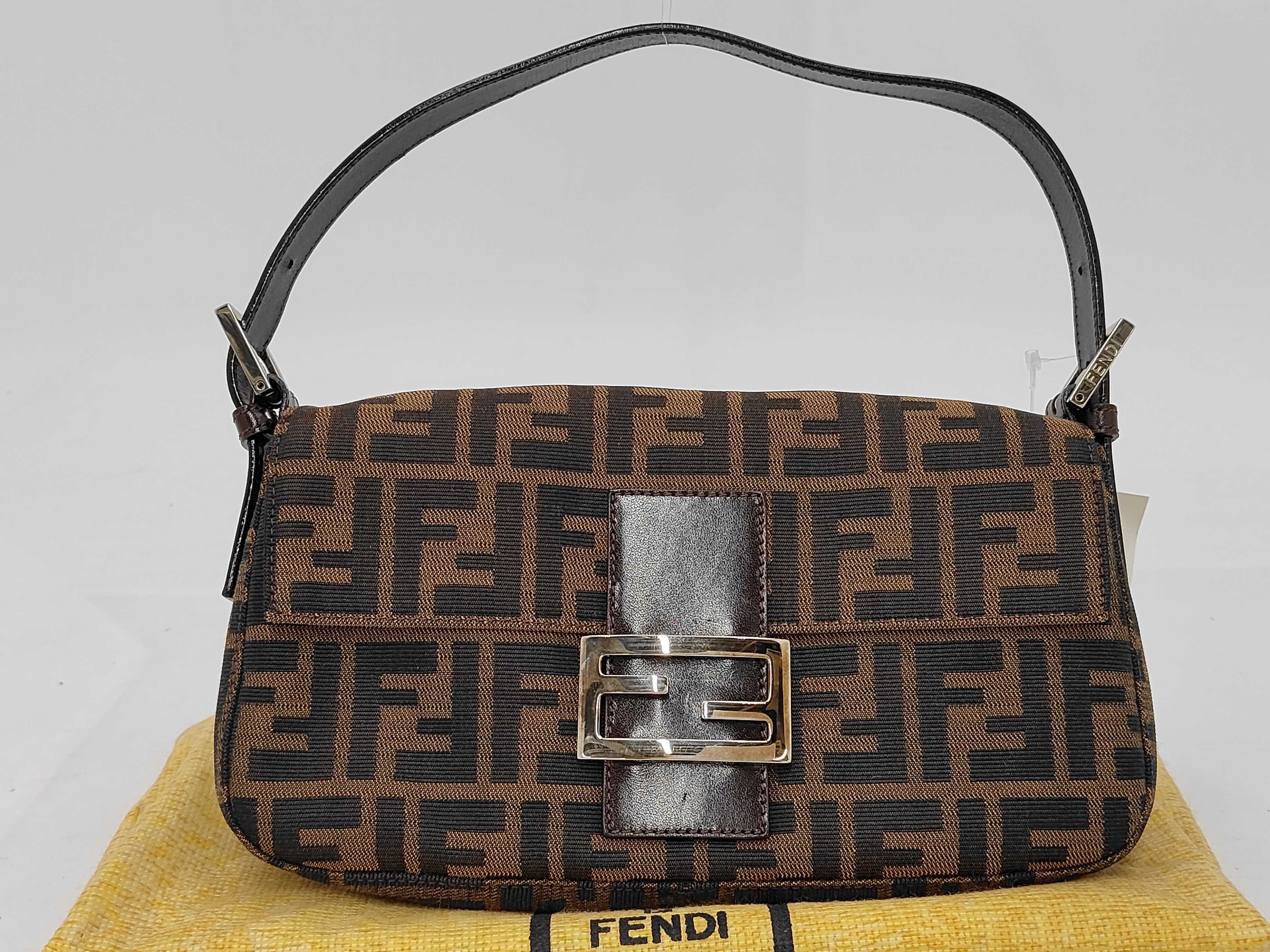 Mamma Zucca Mamma Bucket Handbag