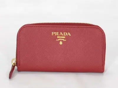 Saffiano Leather Round Zipper Key Case 1M0604 Key Case