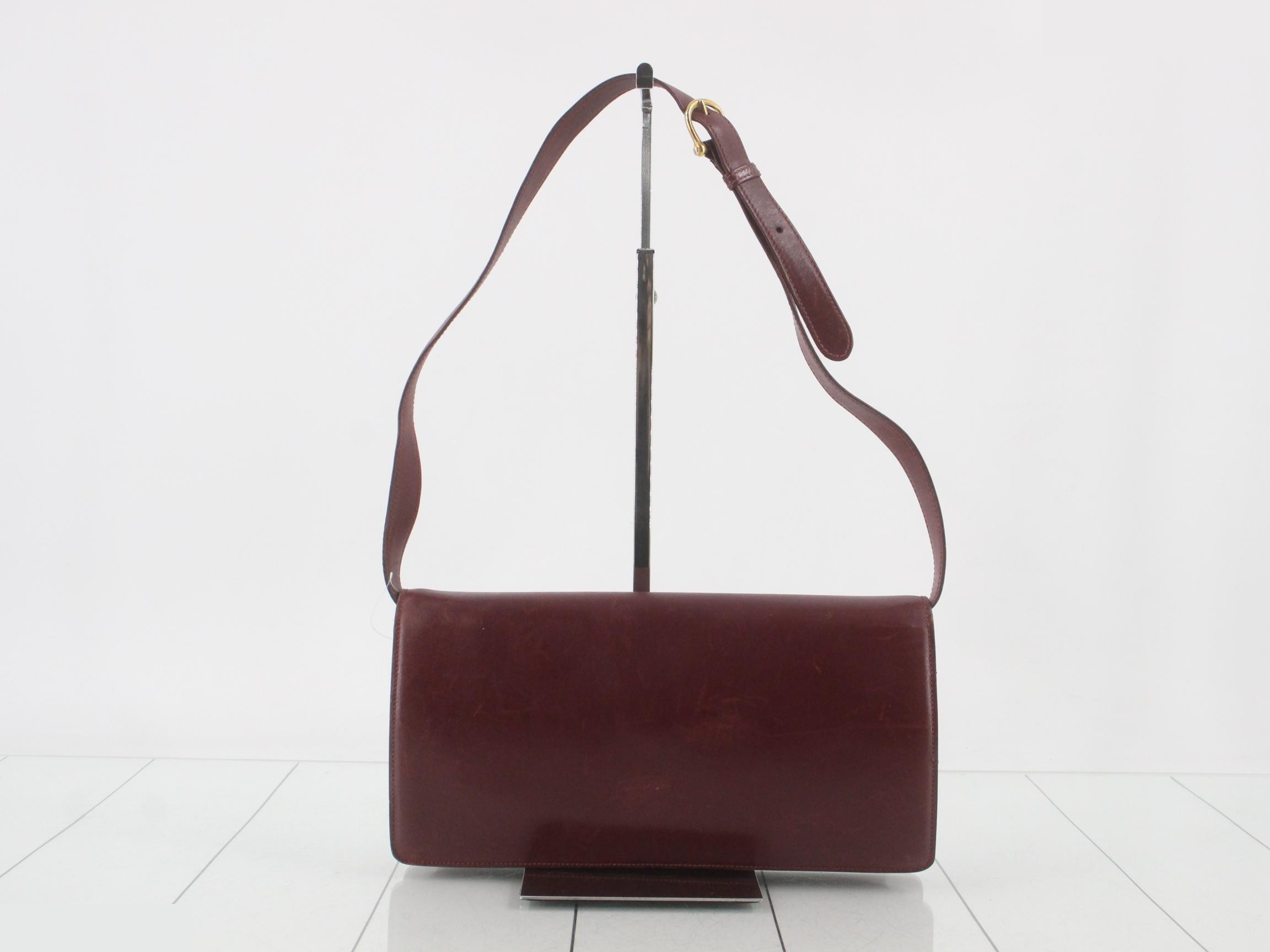 Vintage one-shoulder bag with carriage hardware — view 2