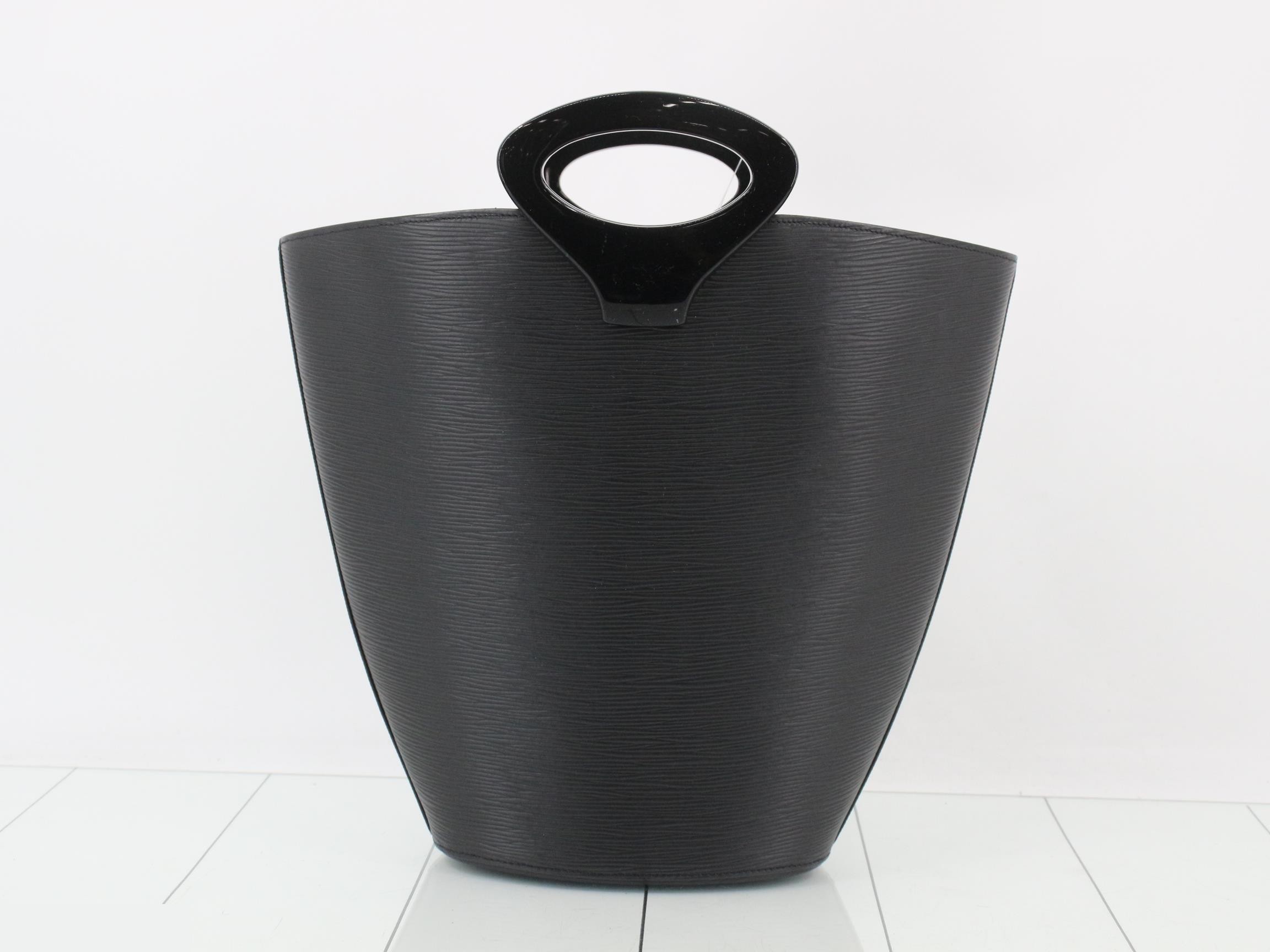 Noctamble Noir — view 2
