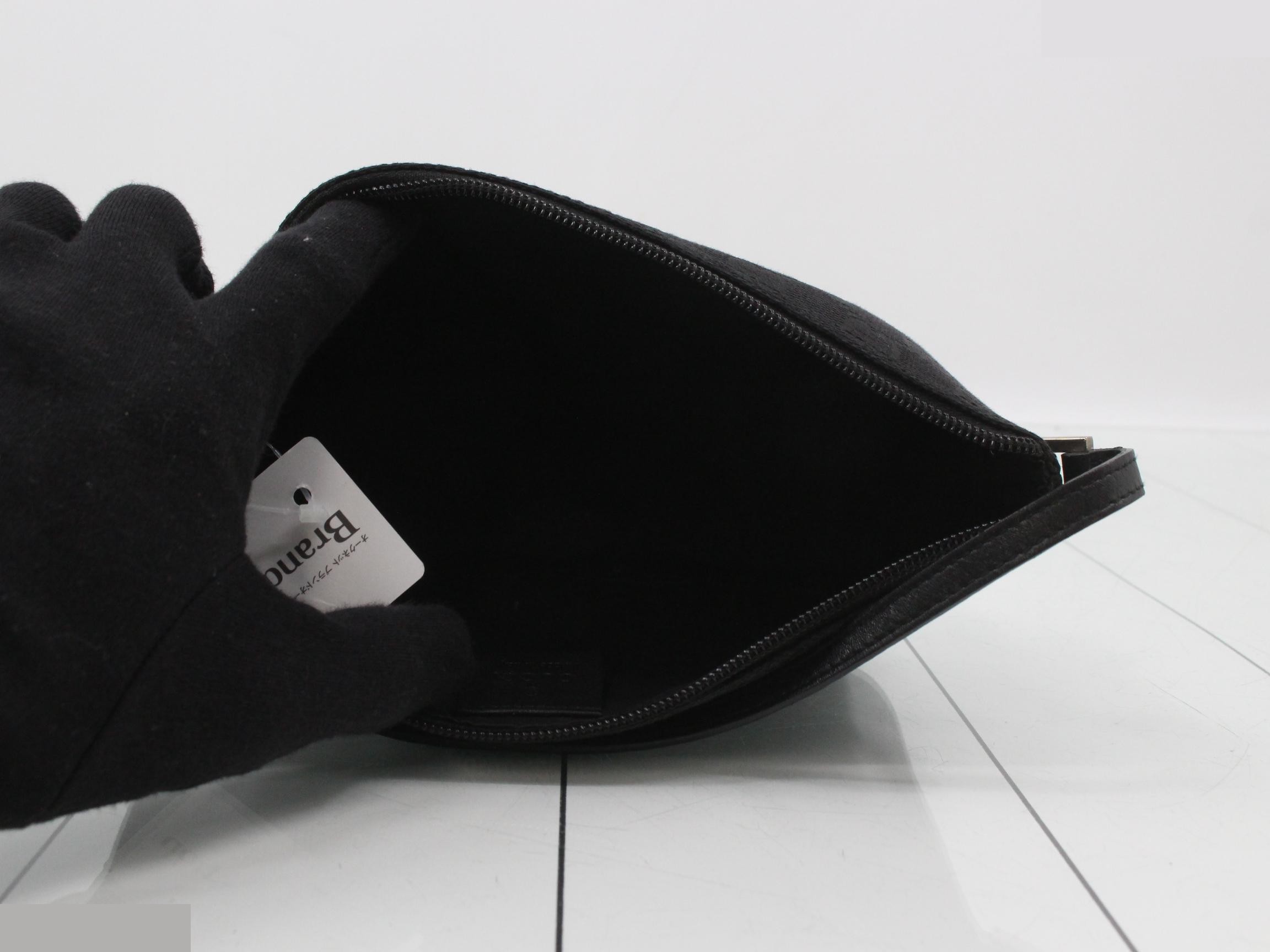 GG Canvas Accessory Pouch — view 4