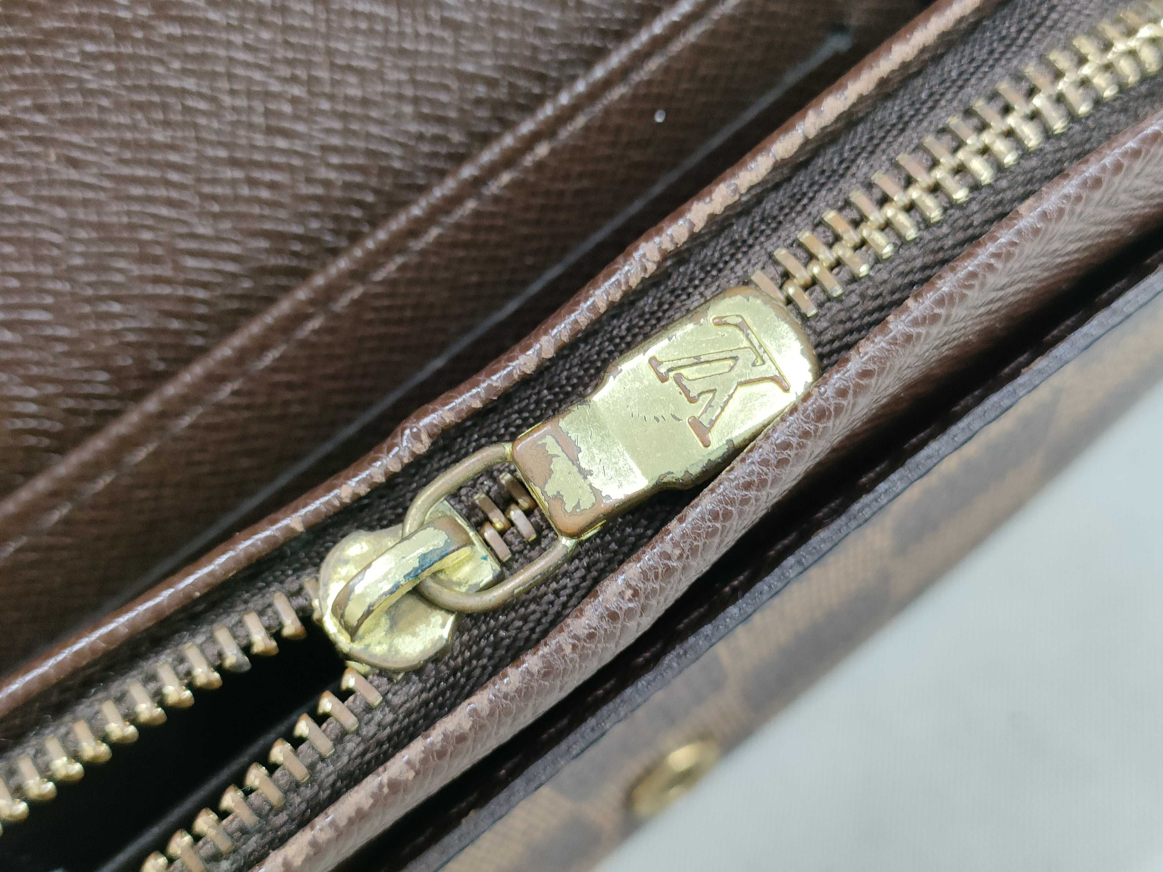 Damier Vuitton Damier Tresor Wallet — view 9