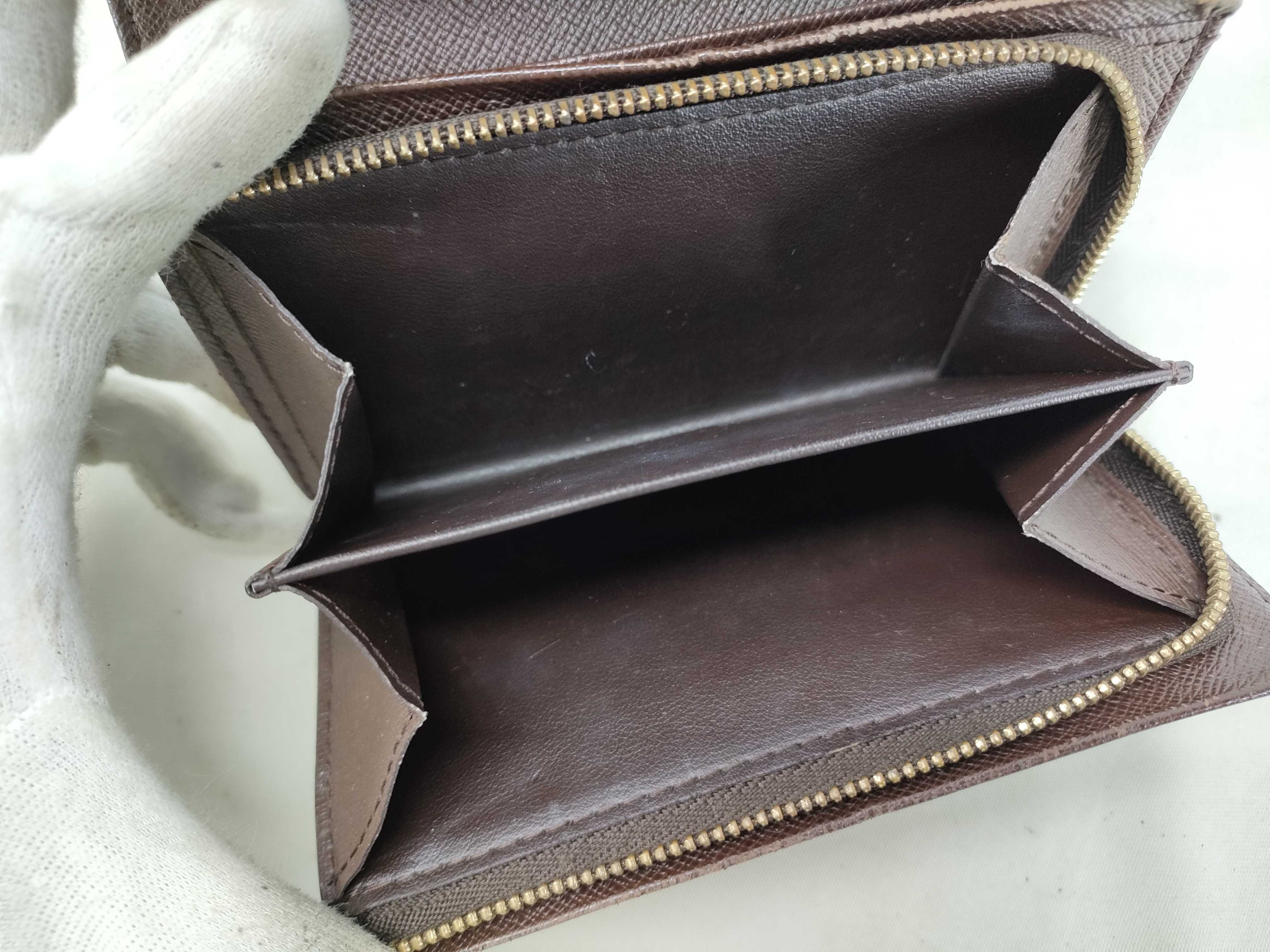 Damier Vuitton Damier Tresor Wallet — view 10