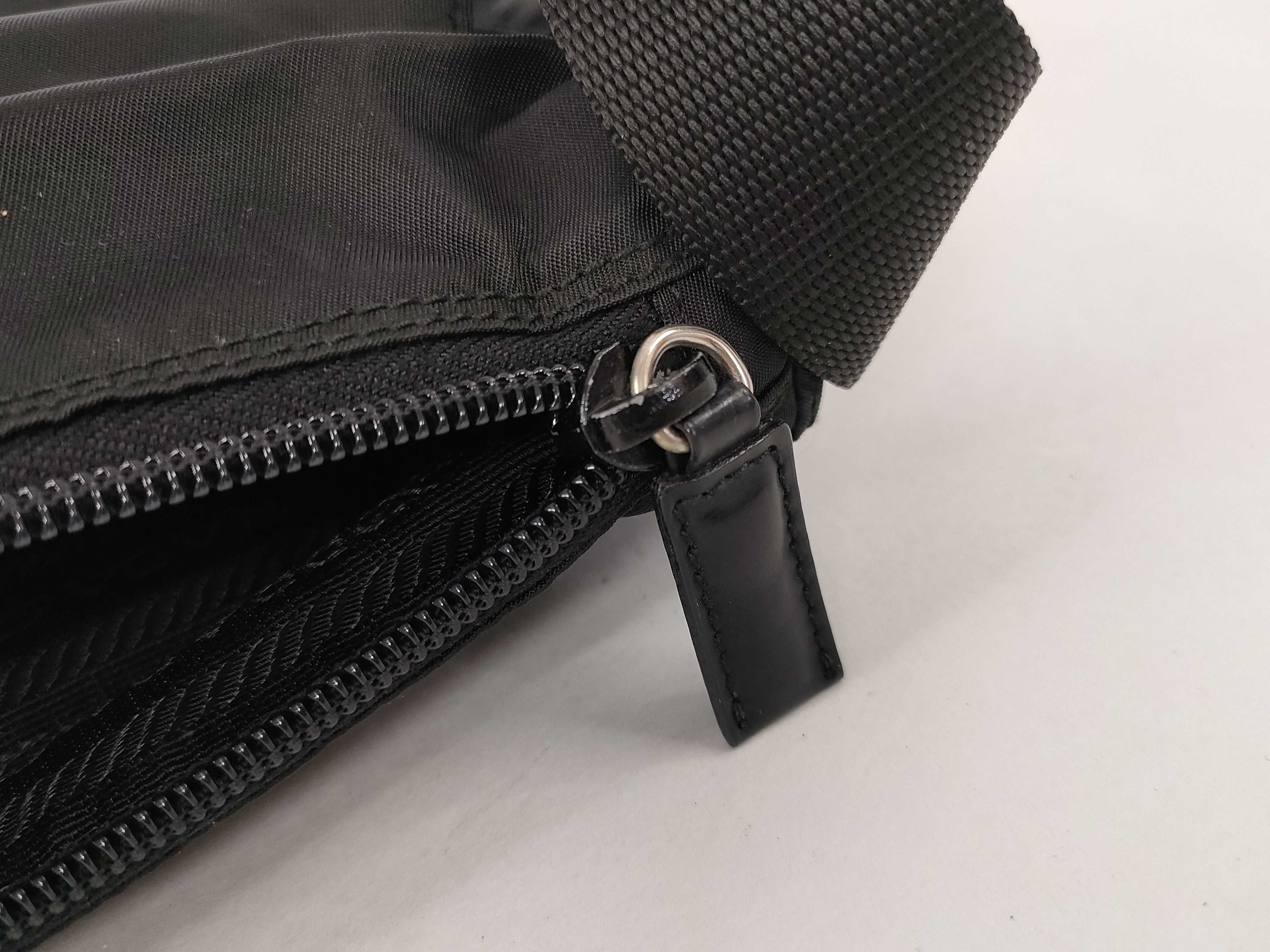Nylon Prada Shoulder Bag Messenger Nylon Triangle Logo Shoulder Bag — view 14